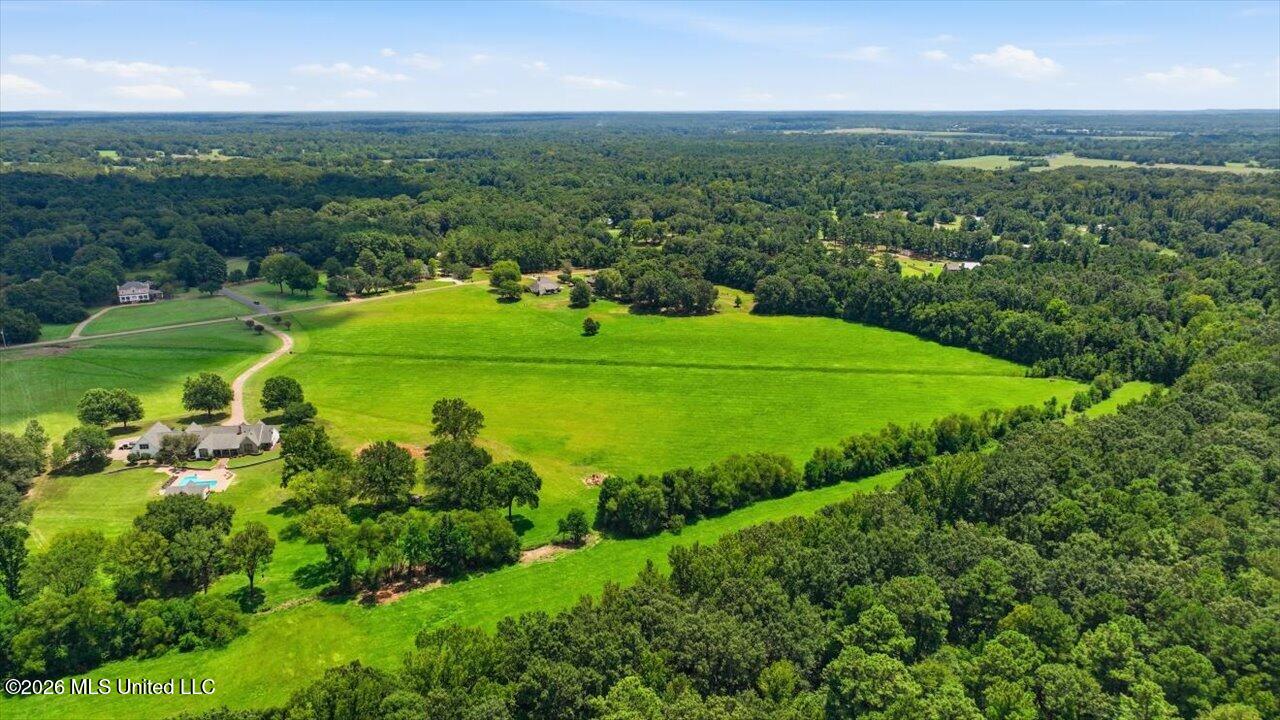 428 Country Club Road Property Photo 12