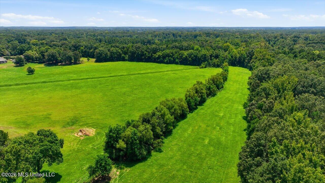 428 Country Club Road Property Photo 14