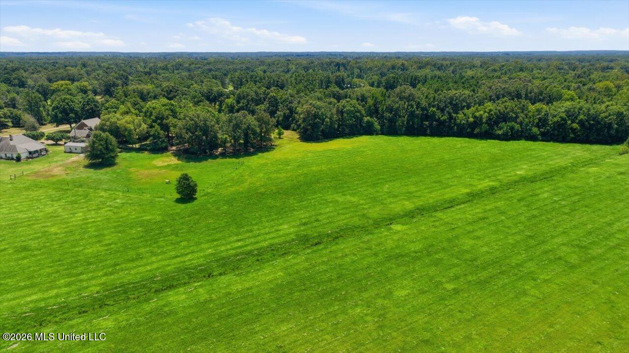 428 Country Club Road Property Photo 16