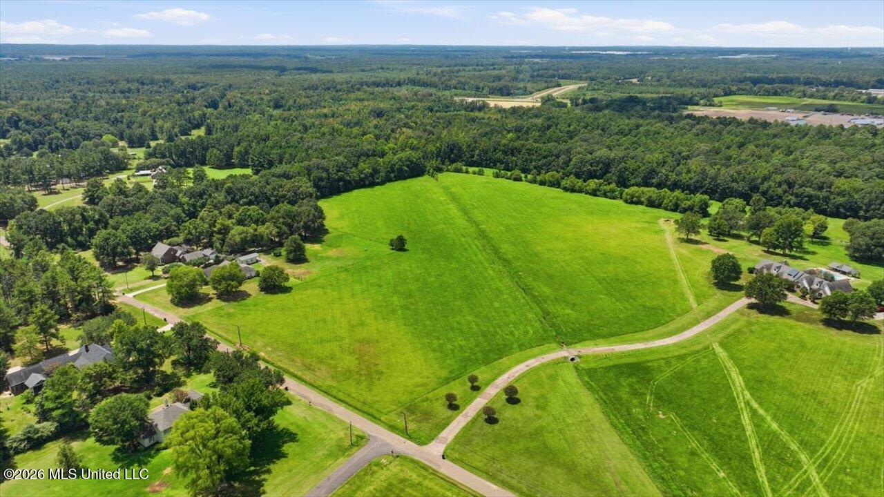 428 Country Club Road Property Photo 18