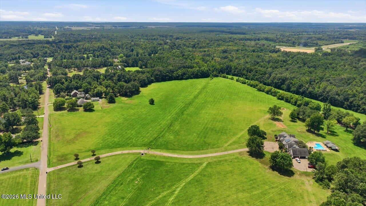 428 Country Club Road Property Photo 20
