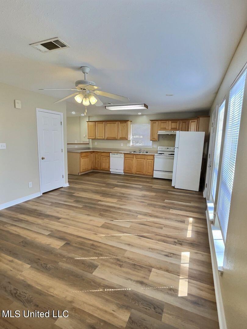 4713 Gibson Road Property Photo 3