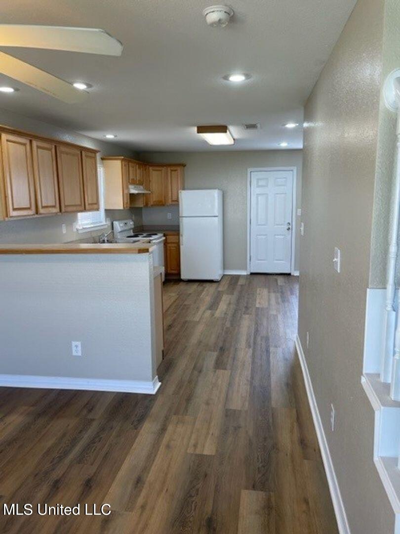 4713 Gibson Road Property Photo 5