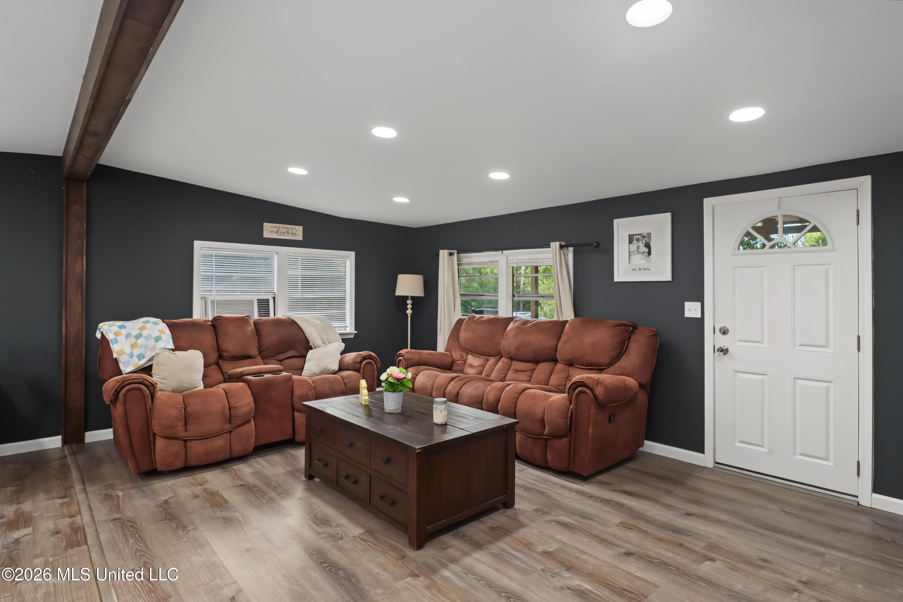 8 Woods Road Property Photo 5