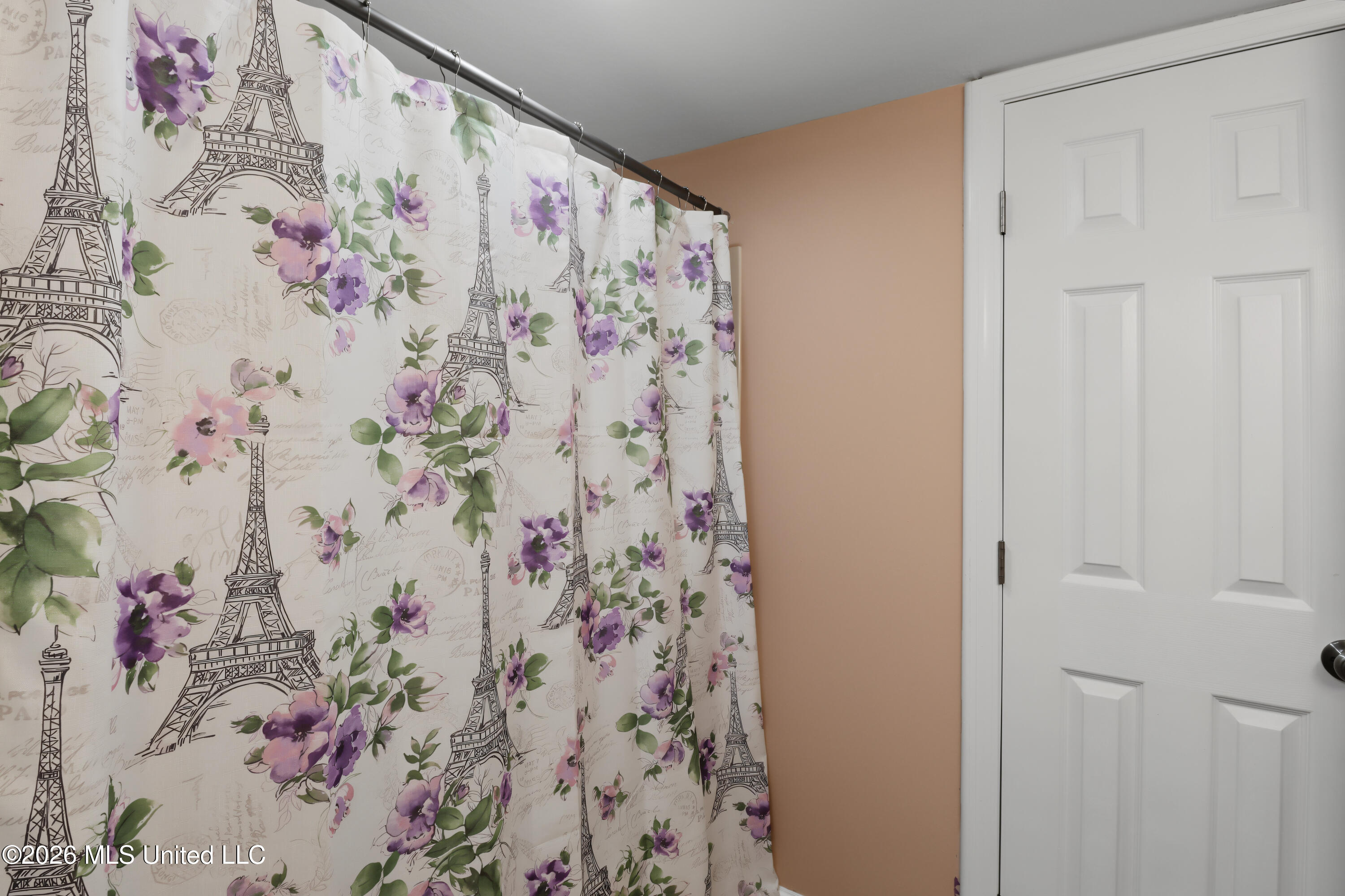 8 Woods Road Property Photo 11