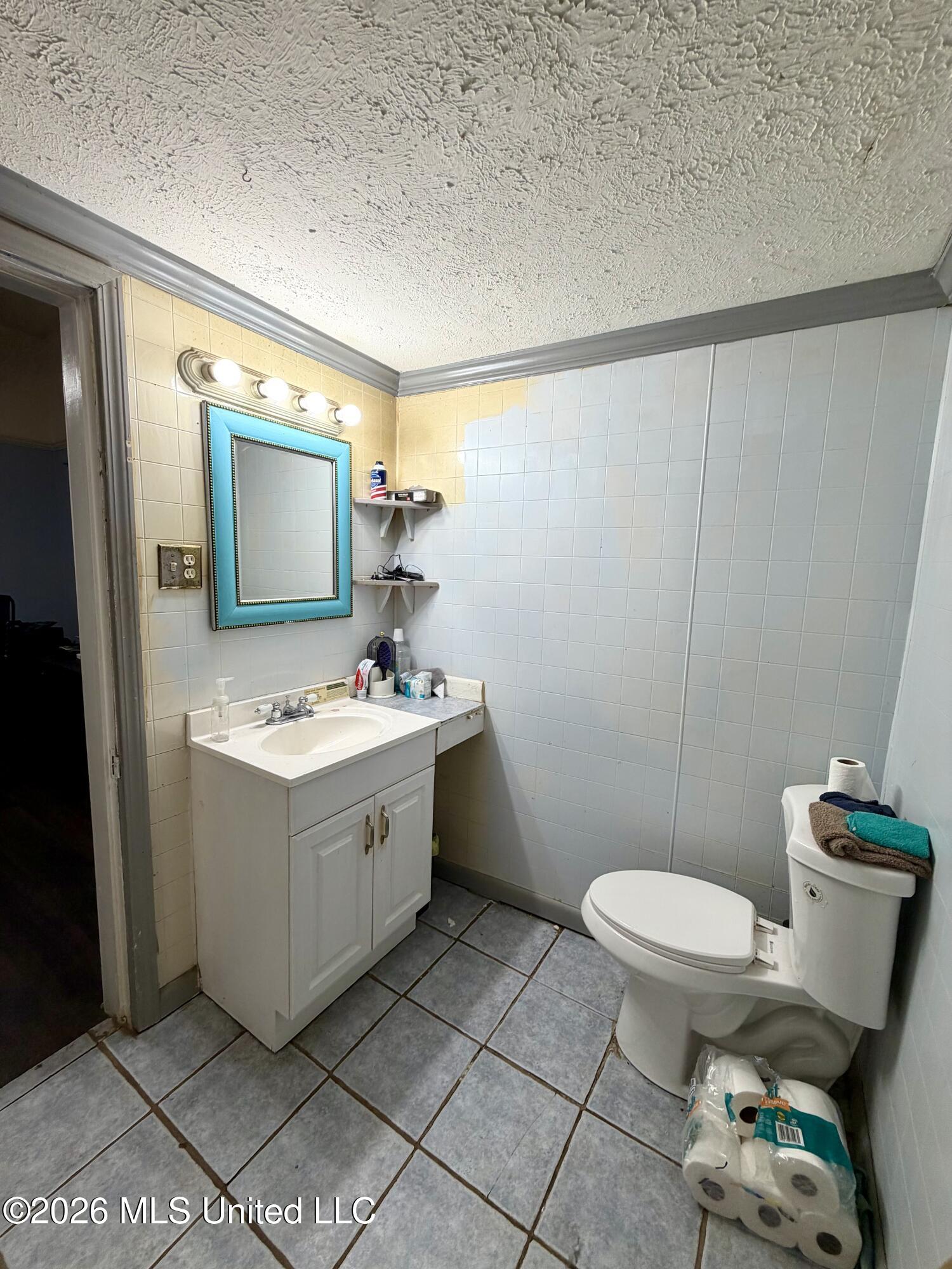 352 Mary Street Property Photo 9