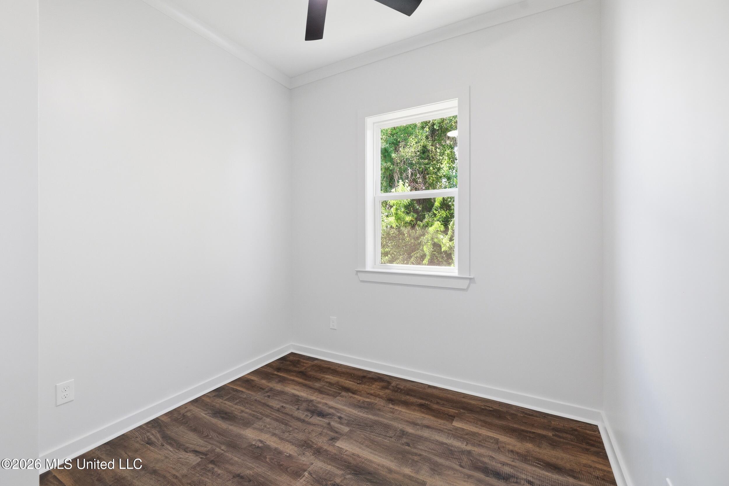 121 Keller Avenue Property Photo 17