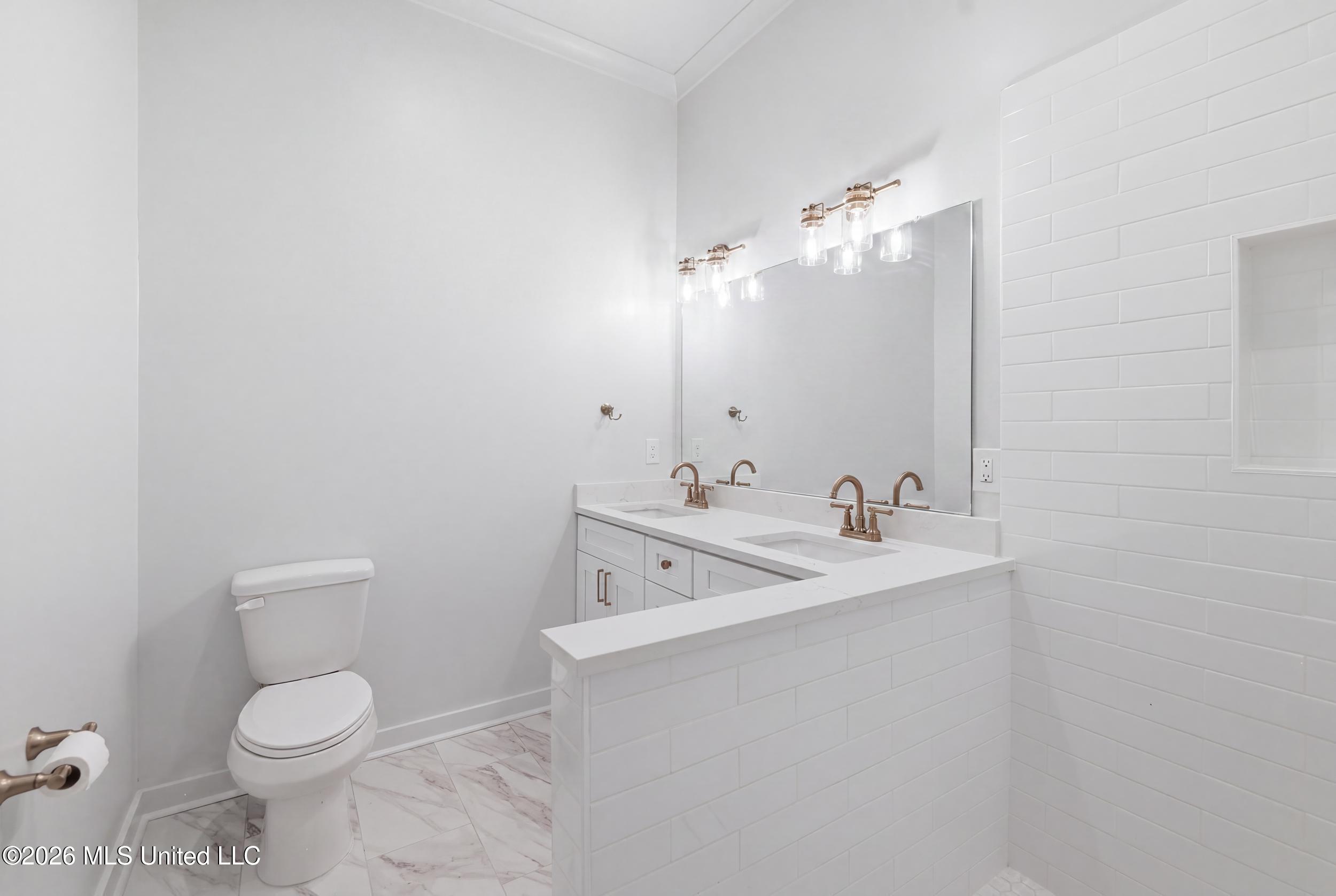 121 Keller Avenue Property Photo 23