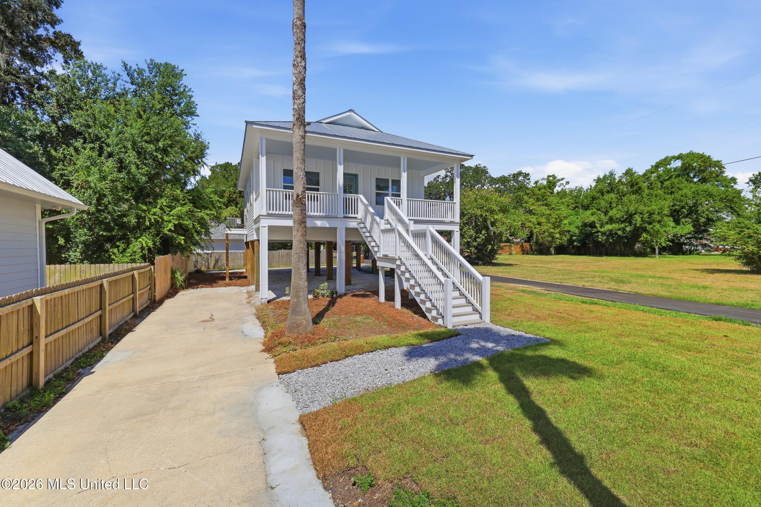 121 Keller Avenue Property Photo 37