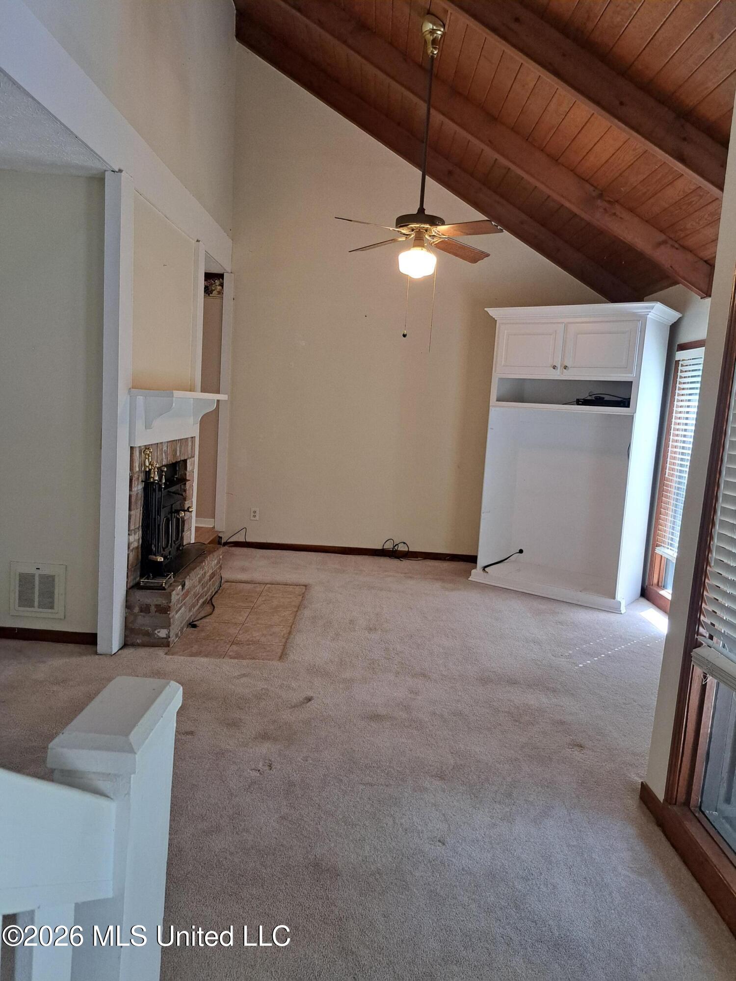 708 Laney Drive Property Photo 4