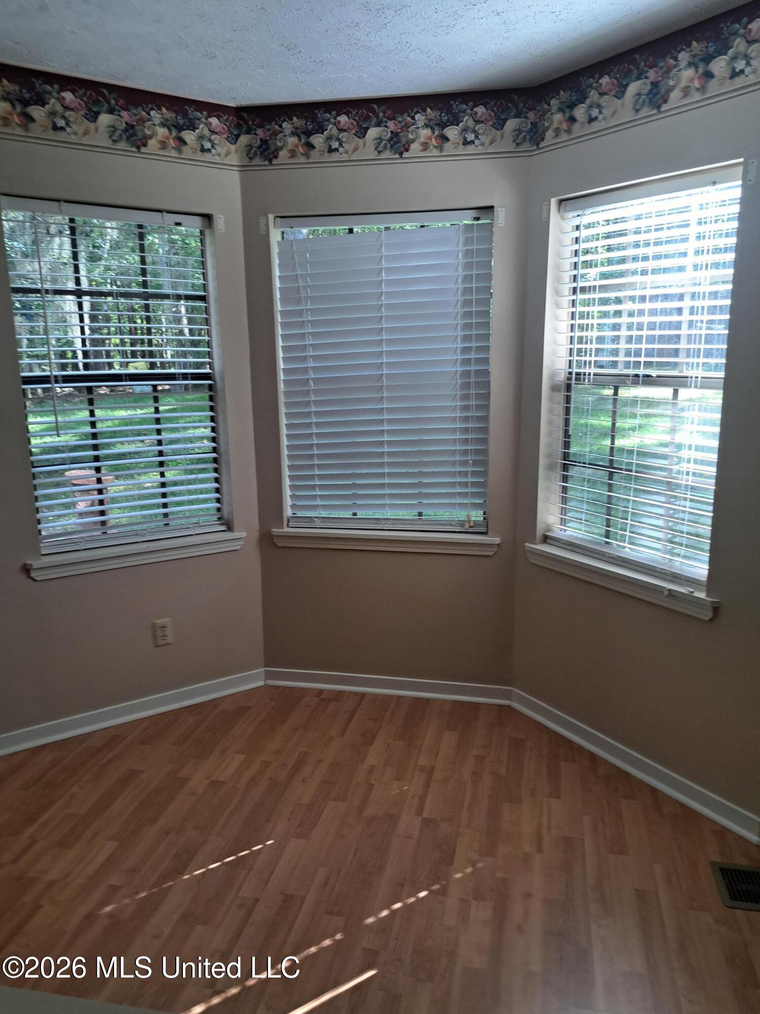 708 Laney Drive Property Photo 14