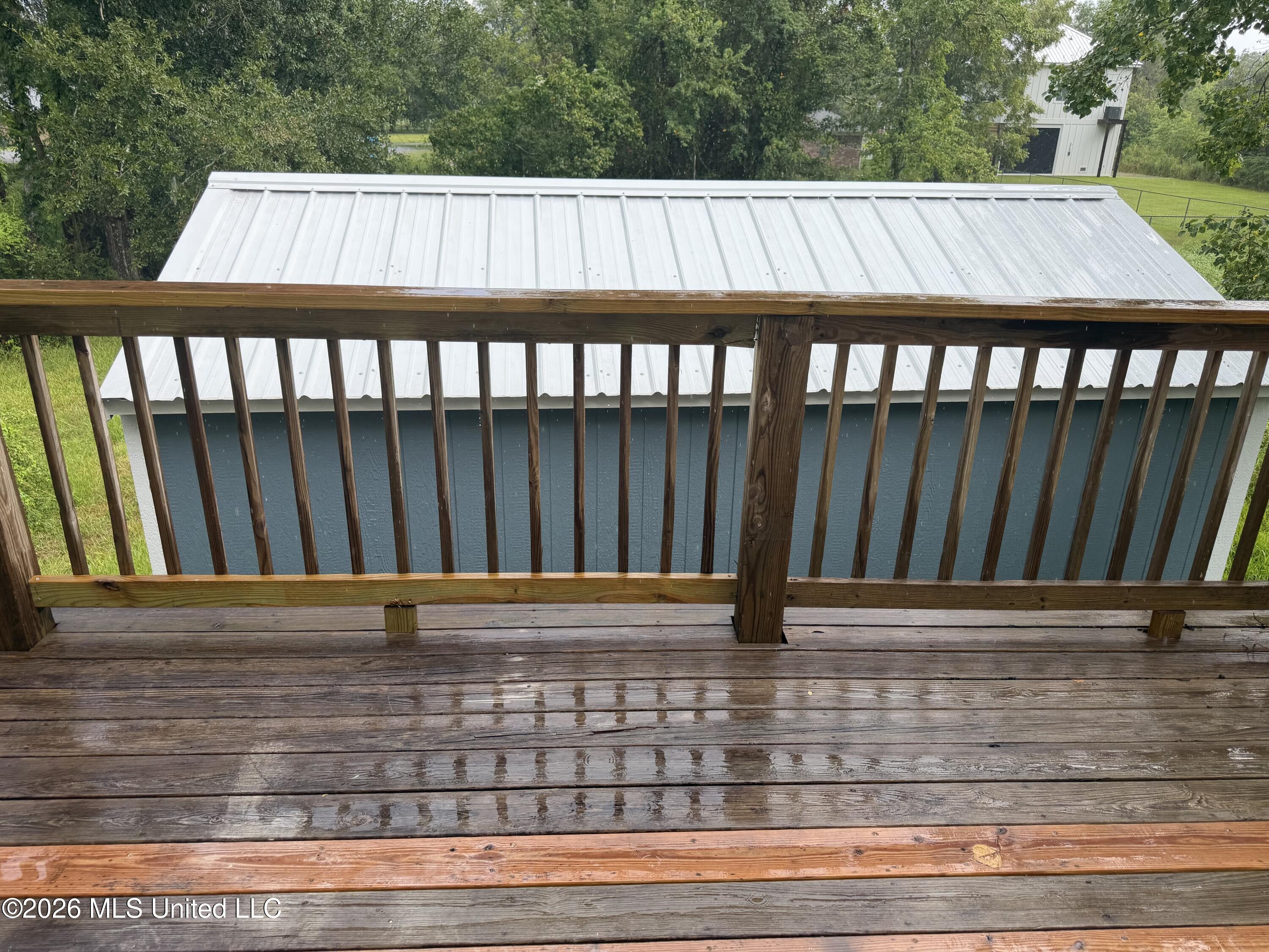 412 Robert Street Property Photo 9