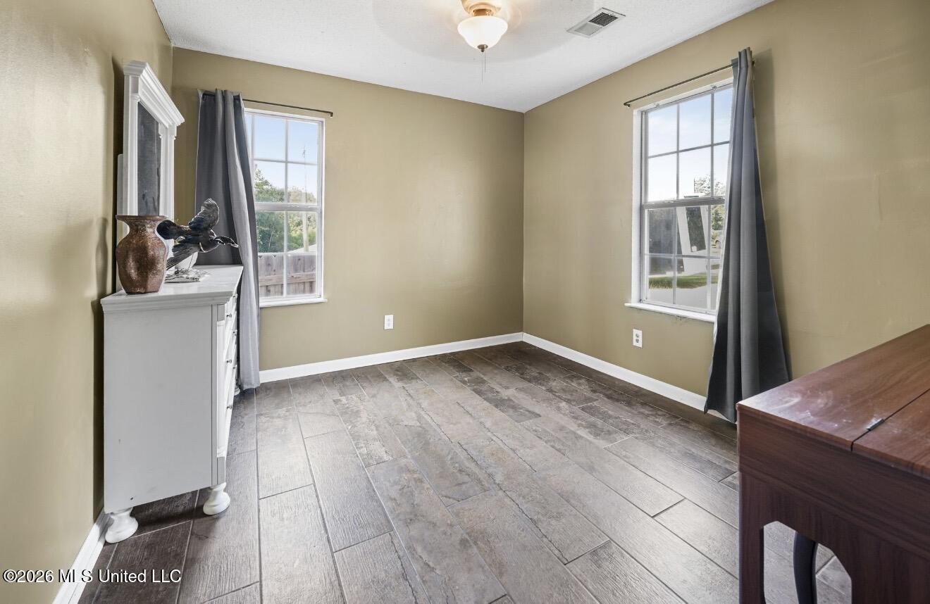 315 Ventura Cove Property Photo 18