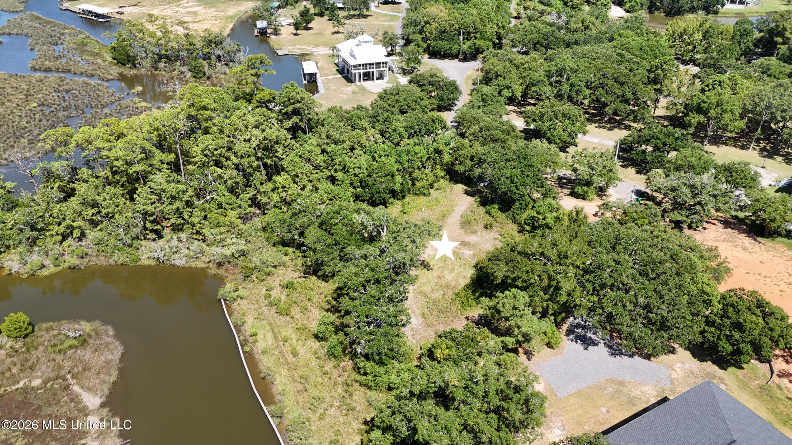 6209 Point Porteaux Road Property Photo 5