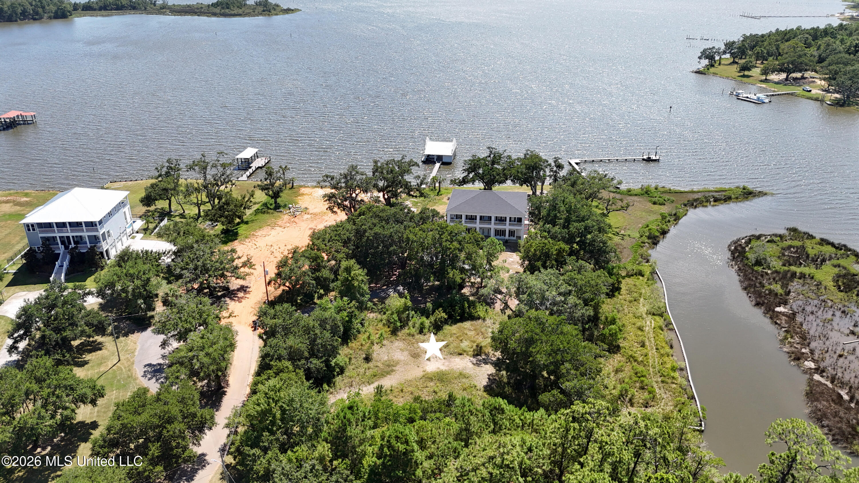 6209 Point Porteaux Road Property Photo 8