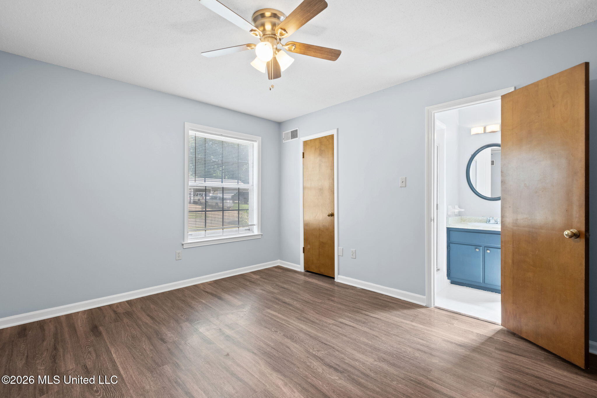 5783 Choctaw Drive Property Photo 7