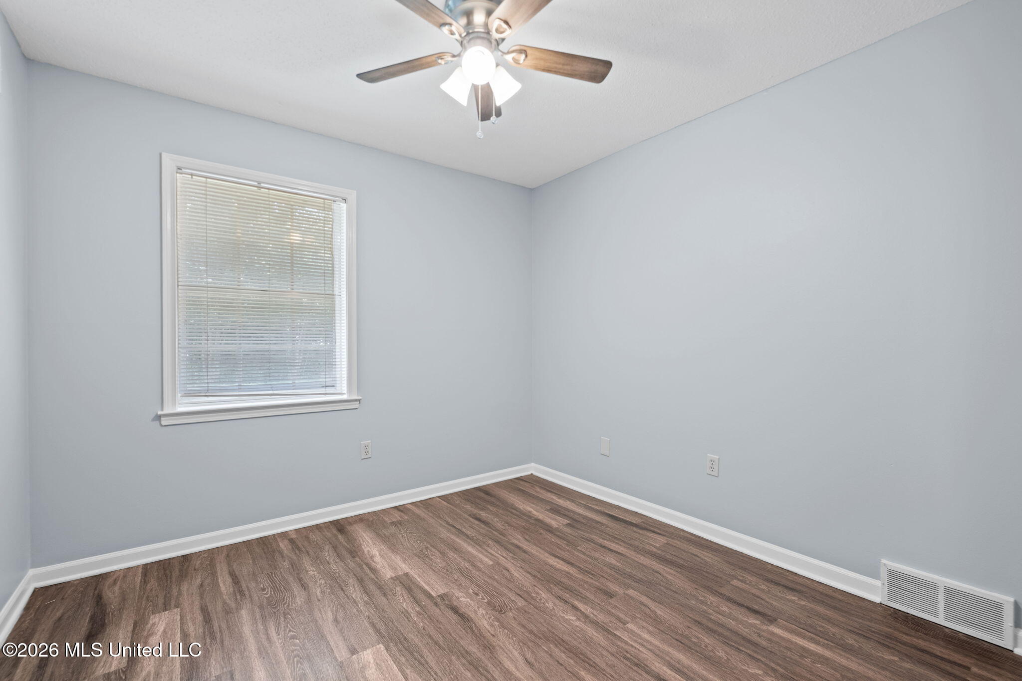 5783 Choctaw Drive Property Photo 9
