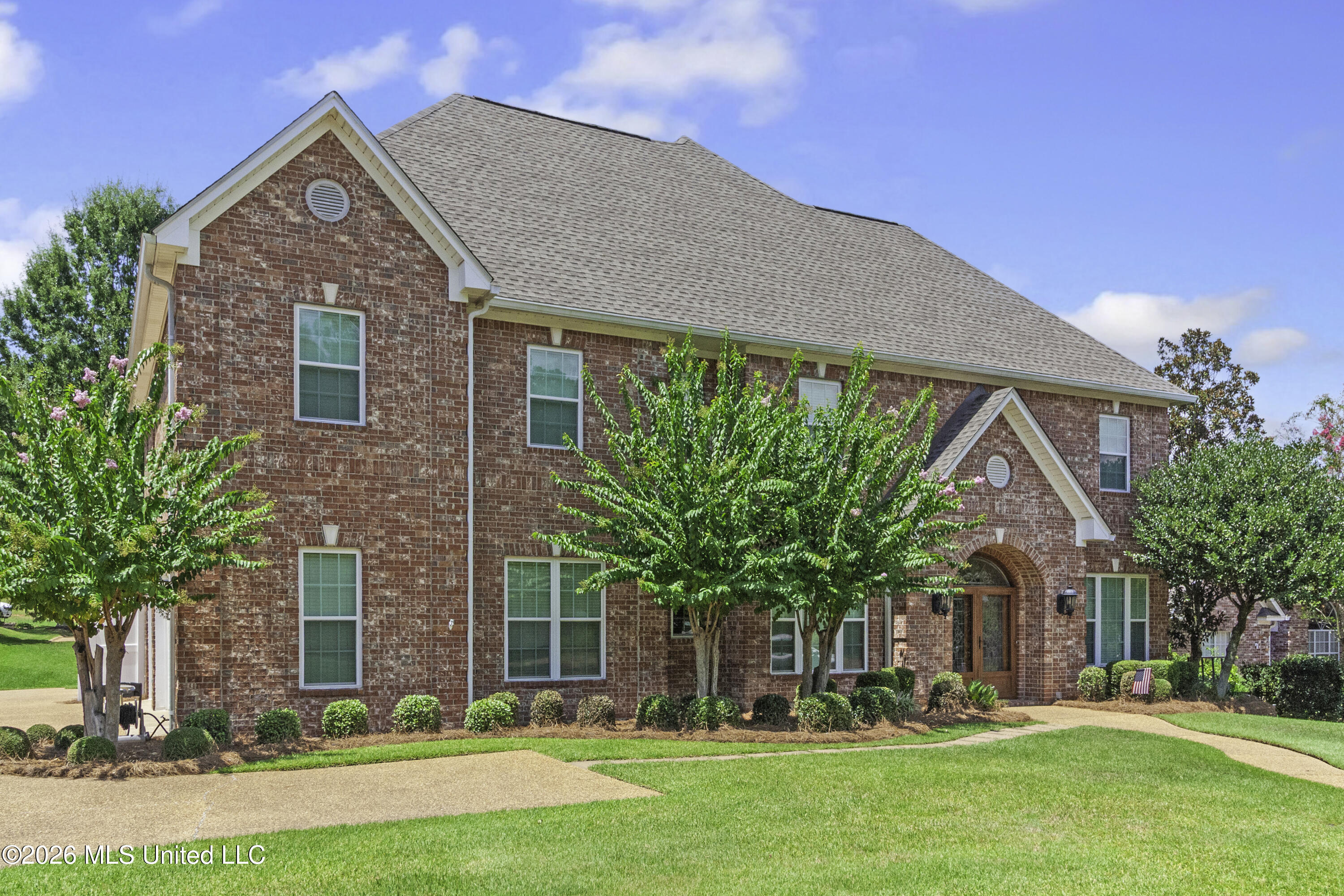 667 April Sound Property Photo 3