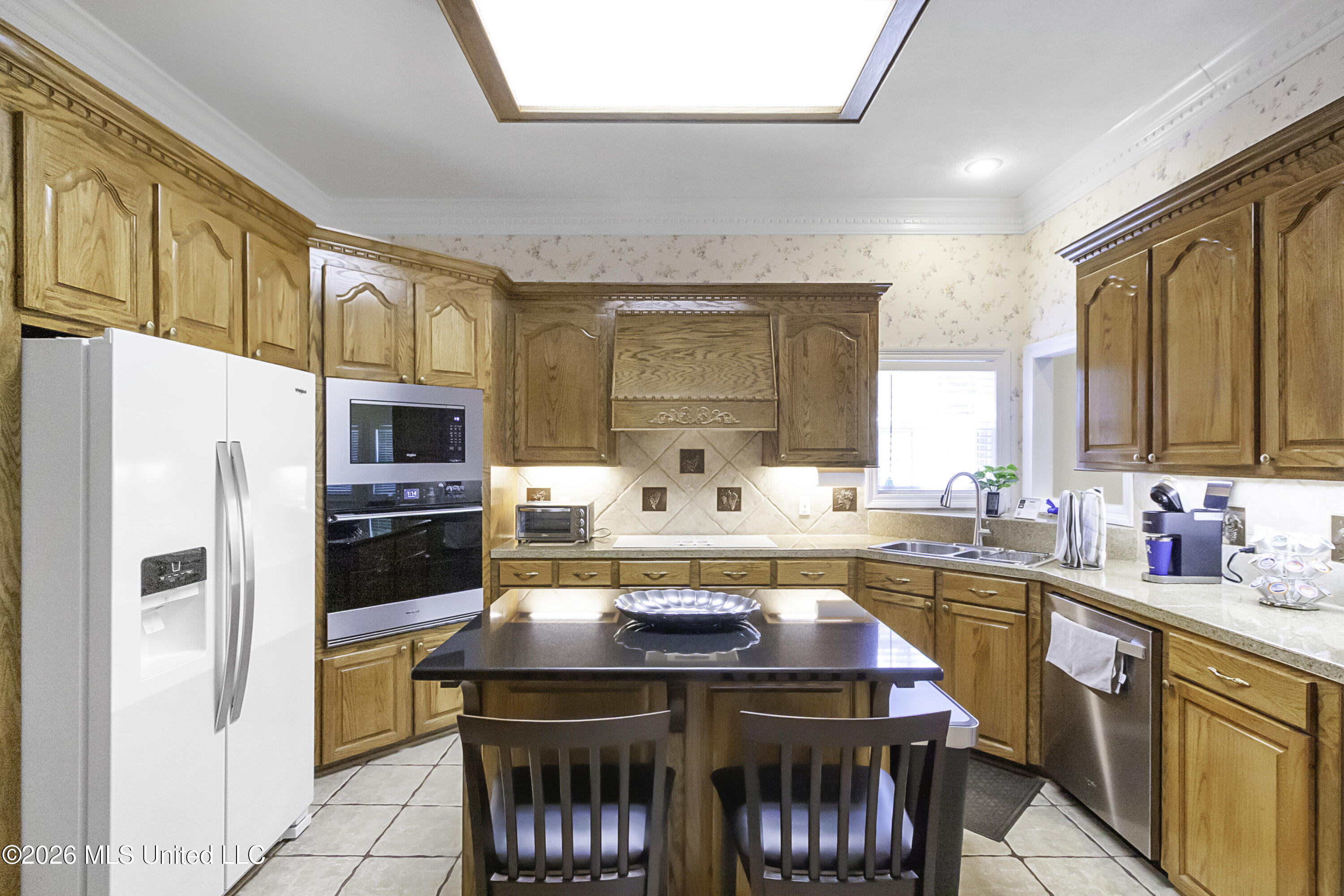 667 April Sound Property Photo 13