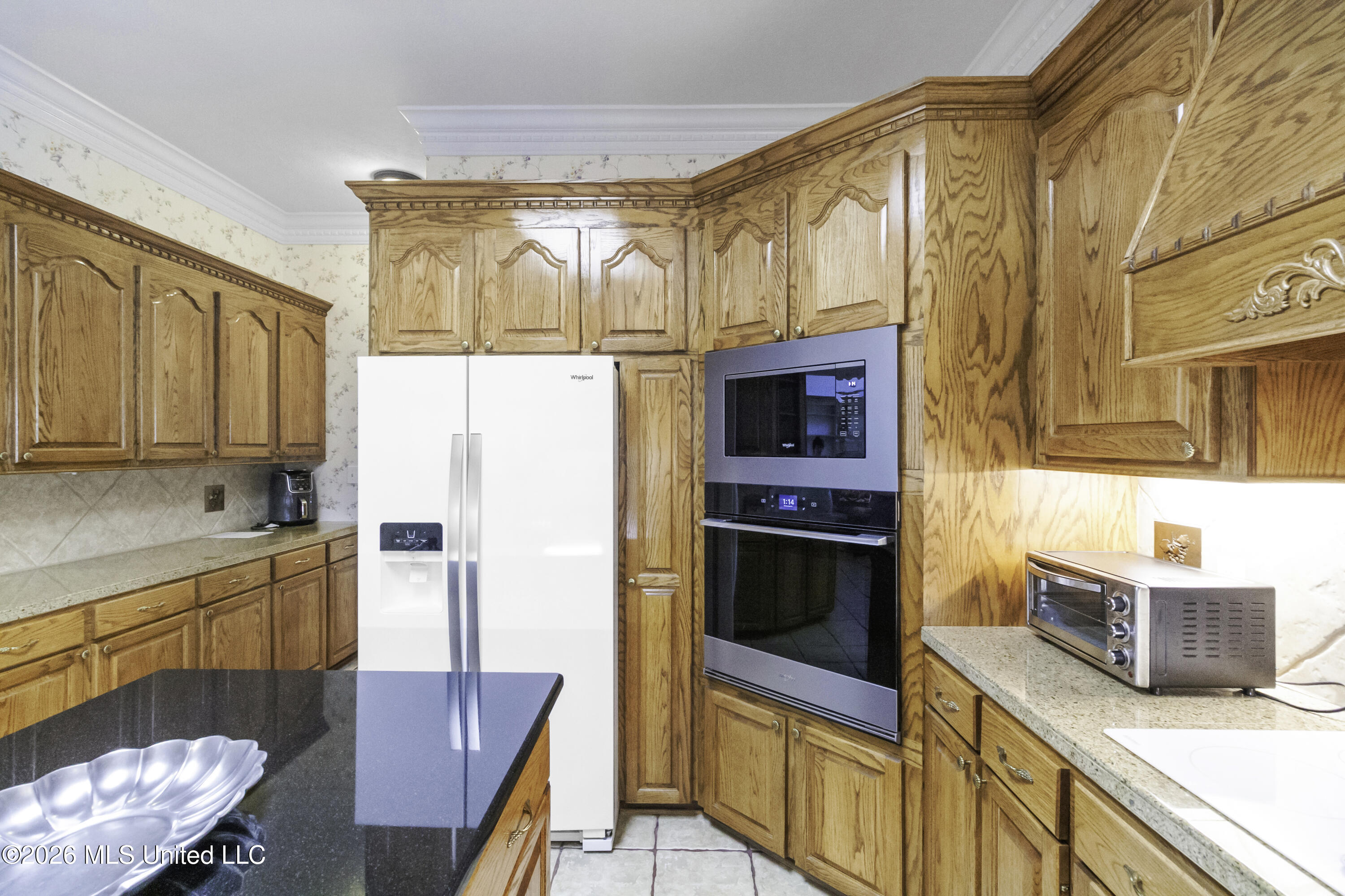 667 April Sound Property Photo 15