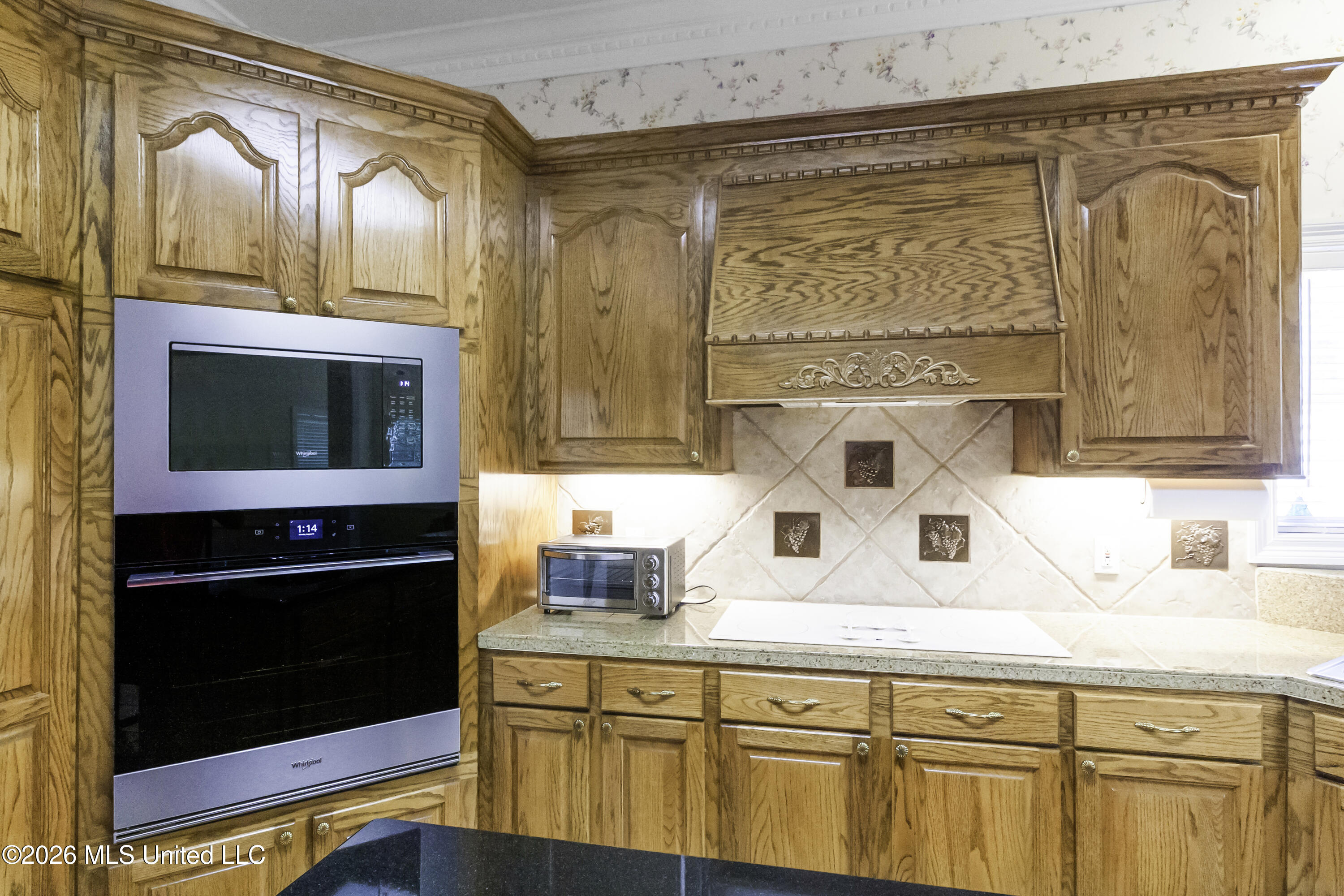 667 April Sound Property Photo 16