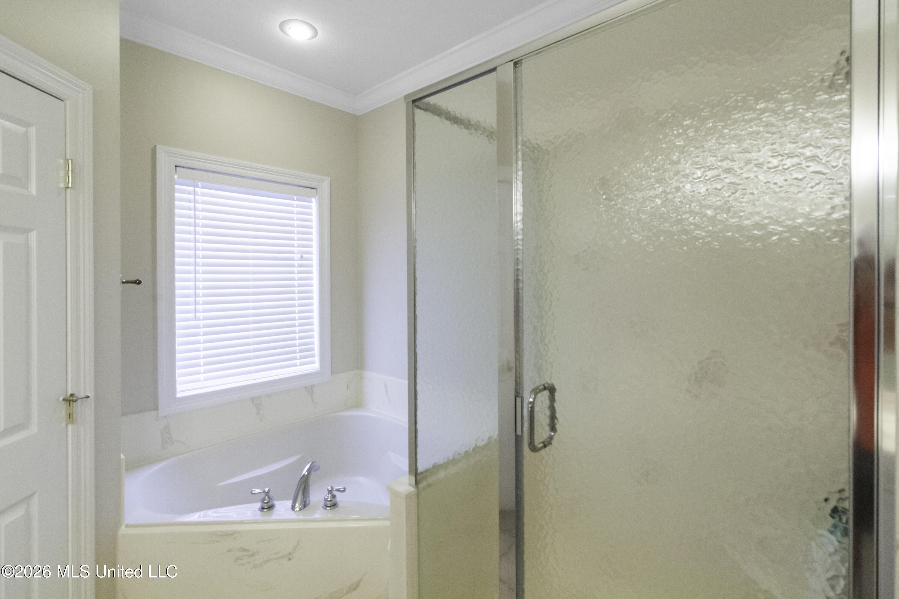 667 April Sound Property Photo 31