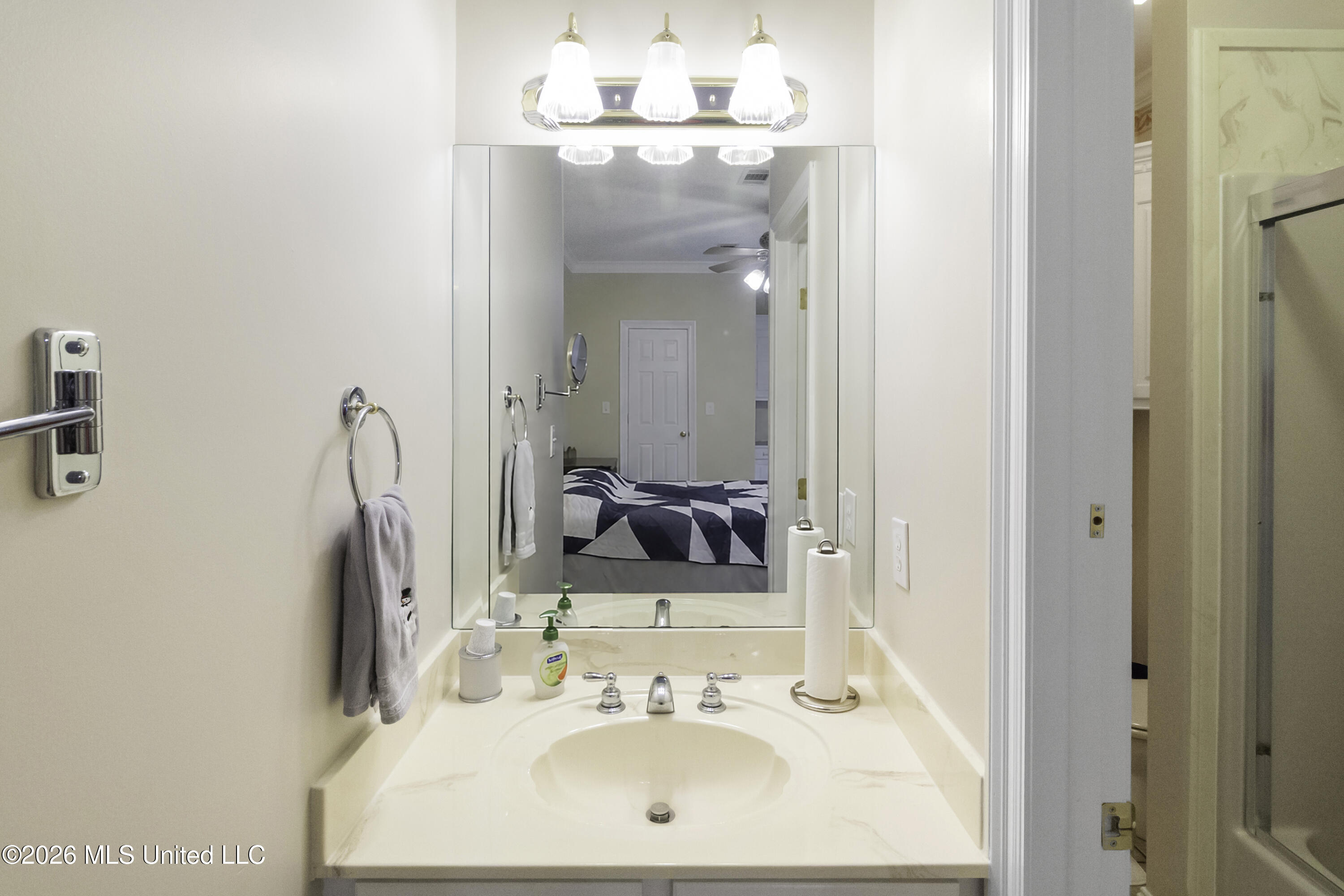 667 April Sound Property Photo 36