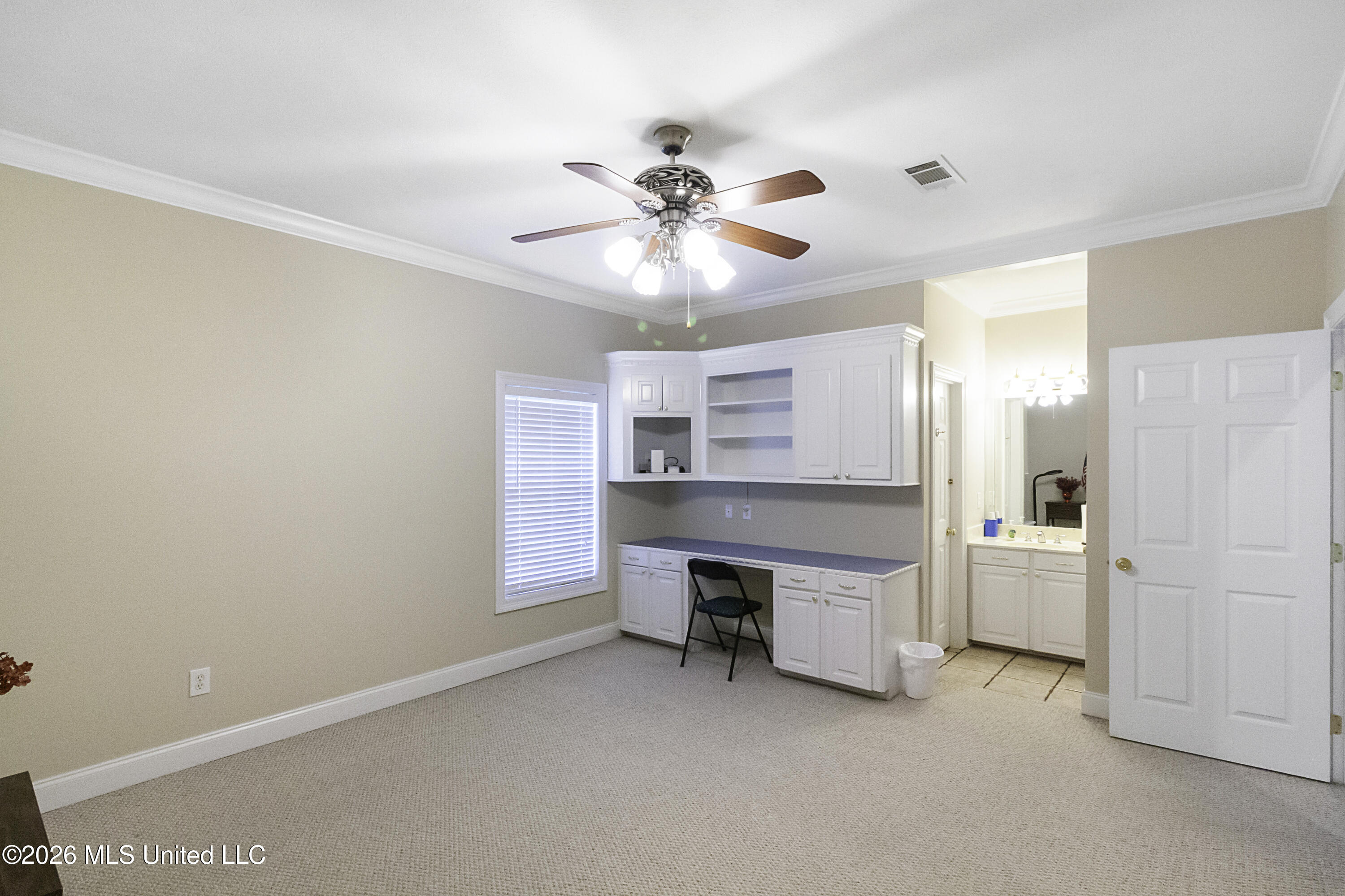 667 April Sound Property Photo 39