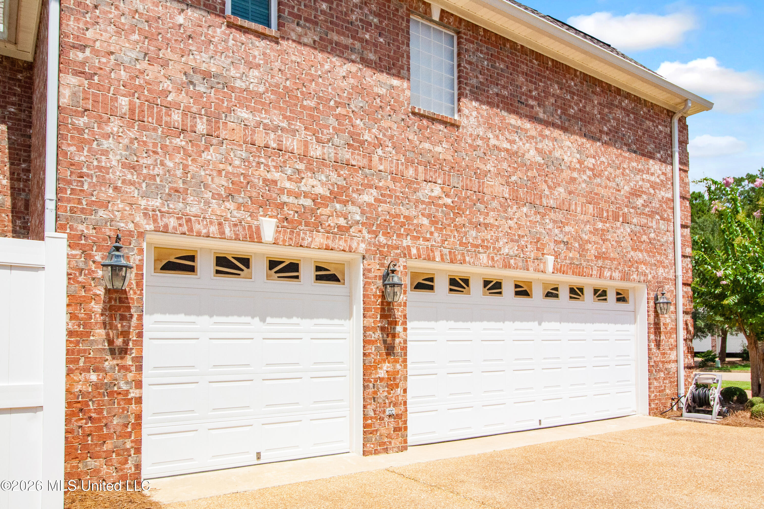 667 April Sound Property Photo 53