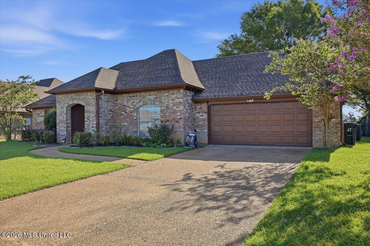 519 Planters Drive Property Photo 2