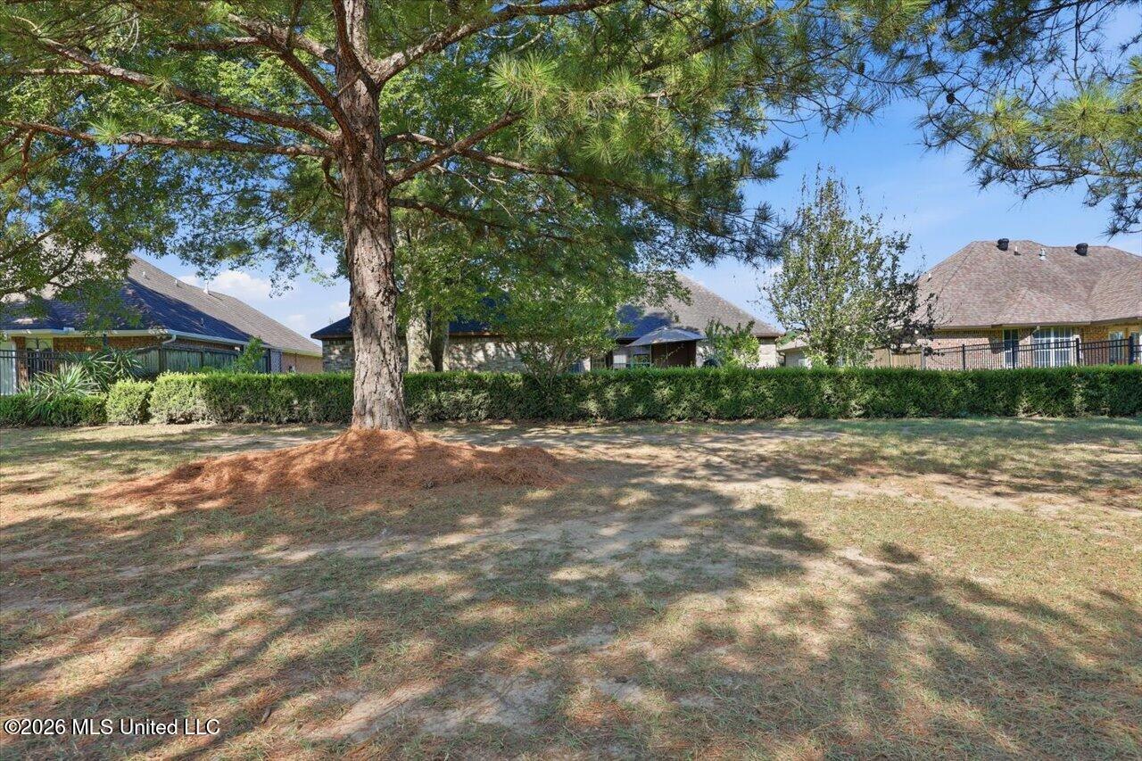 519 Planters Drive Property Photo 35