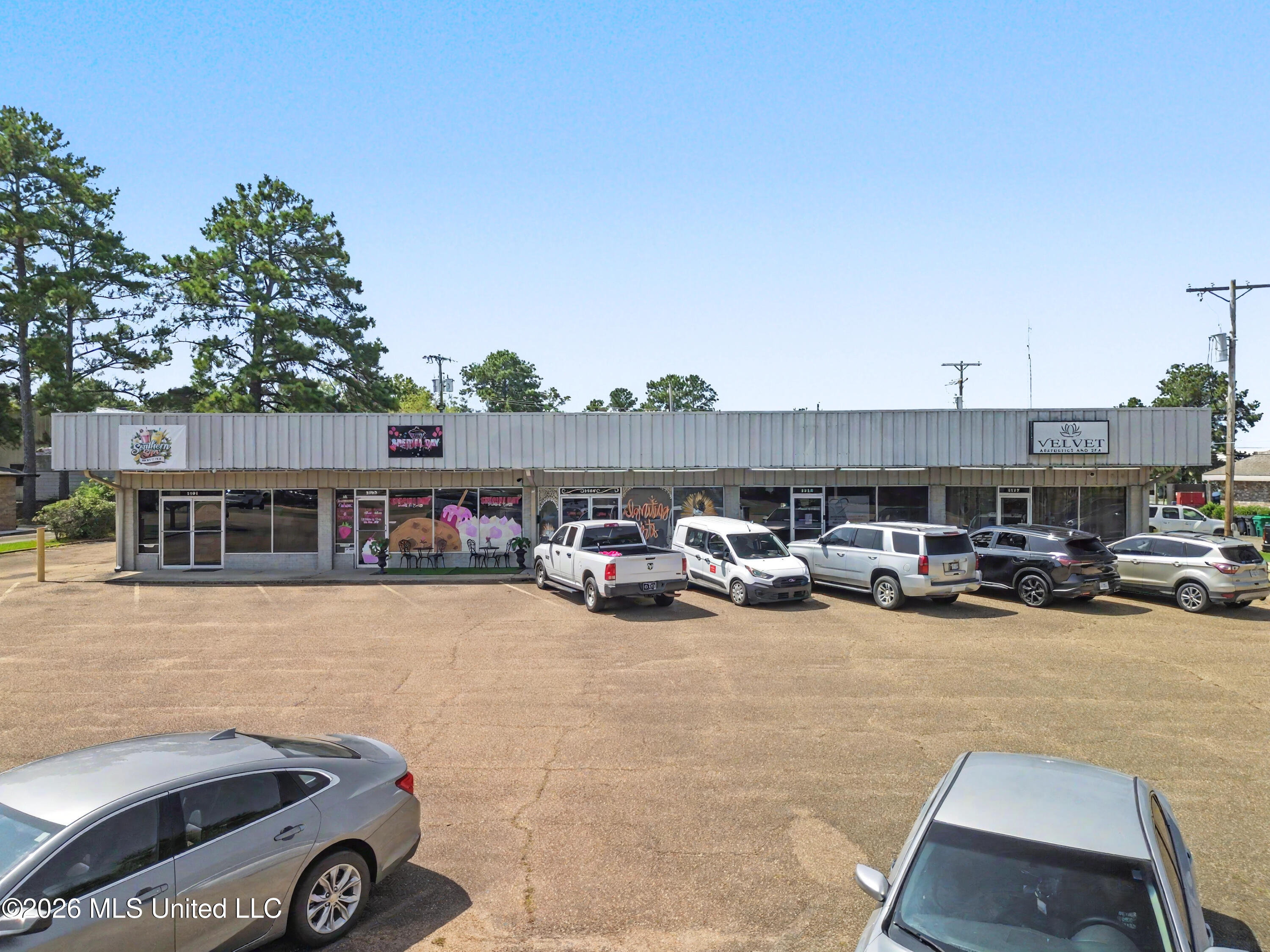 1405 Aston Avenue Property Photo 2