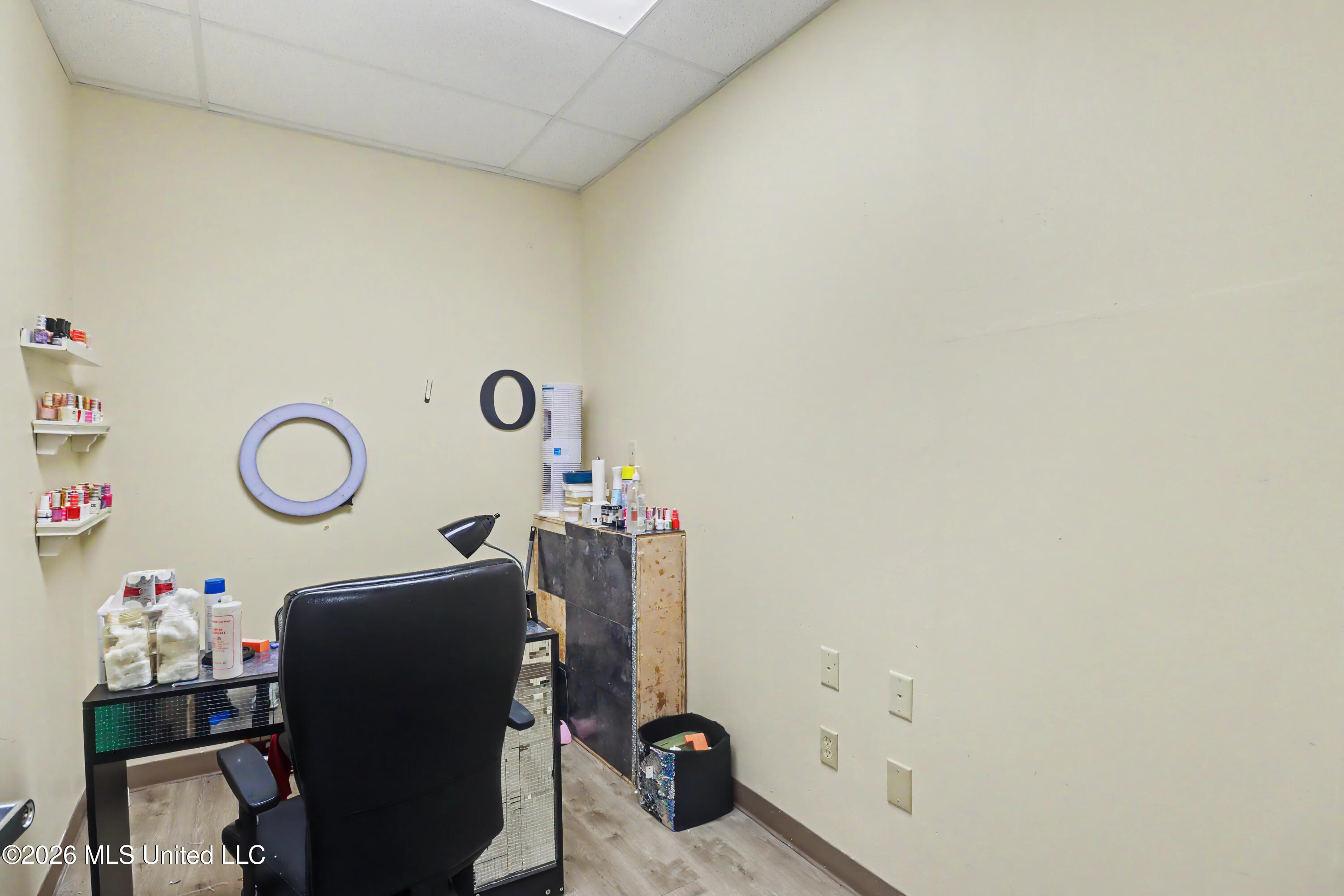 1405 Aston Avenue Property Photo 8