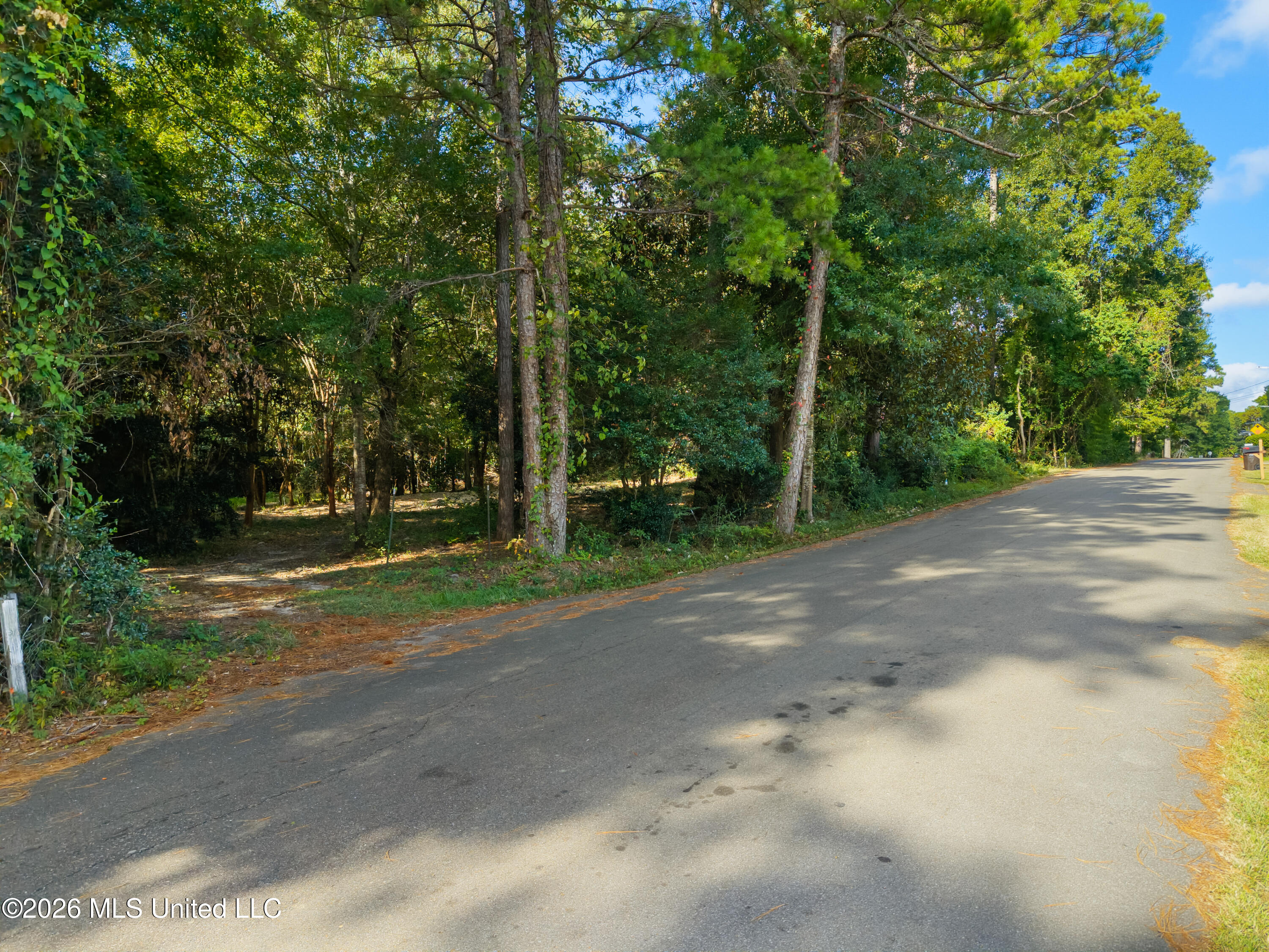 3208 Rosewood Drive Property Photo 12