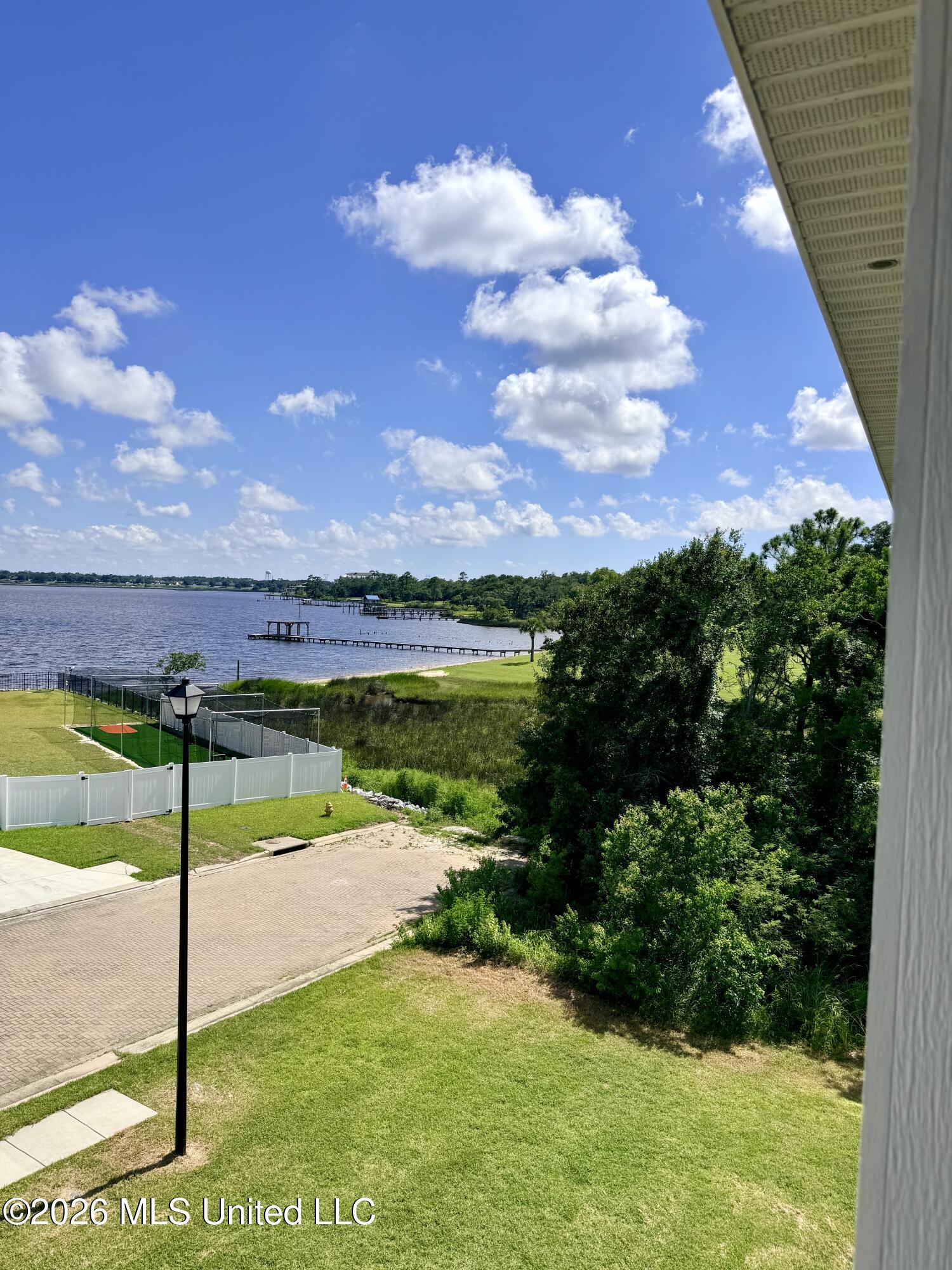 759 Baybreeze Drive Property Photo 14