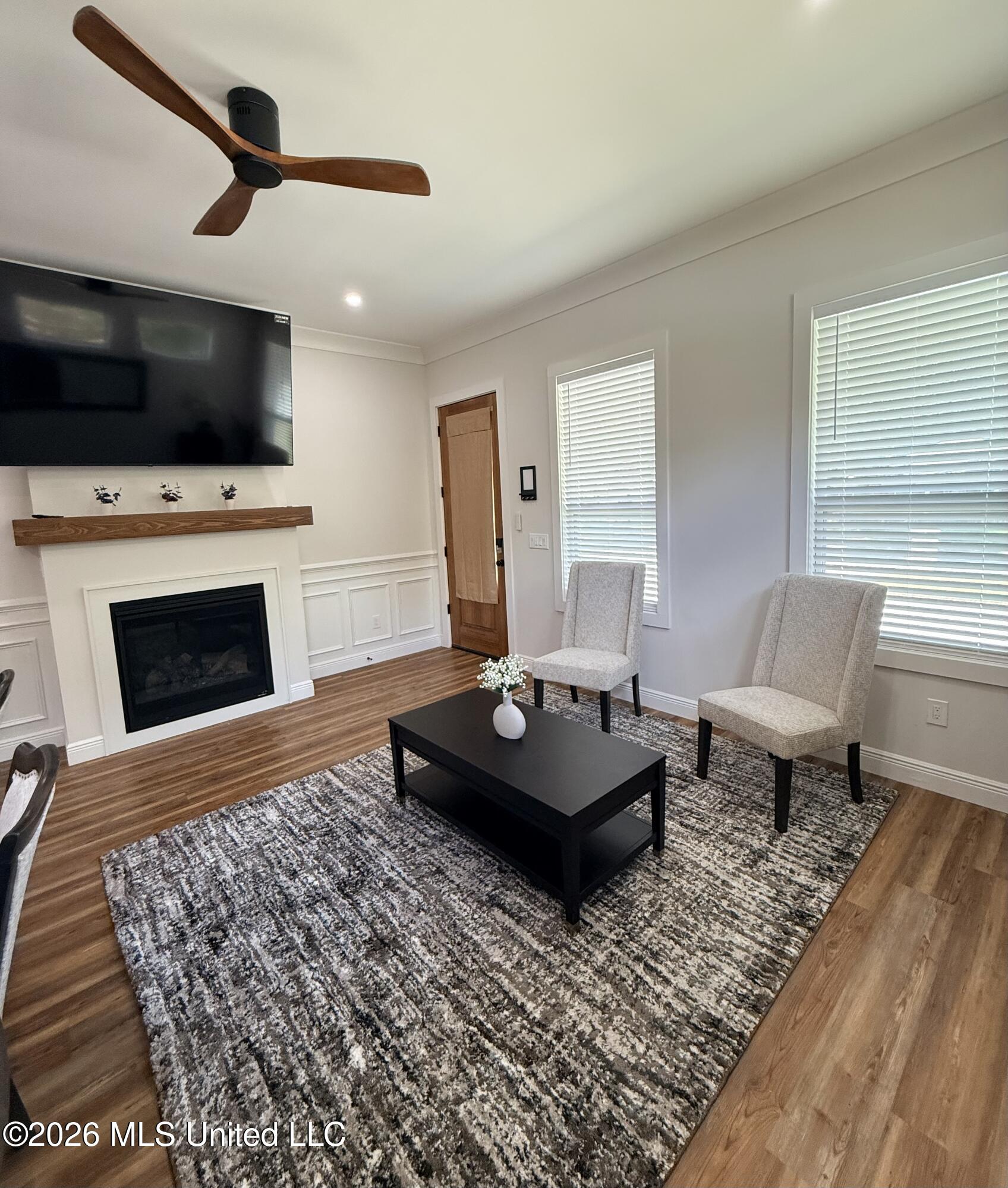 759 Baybreeze Drive Property Photo 17