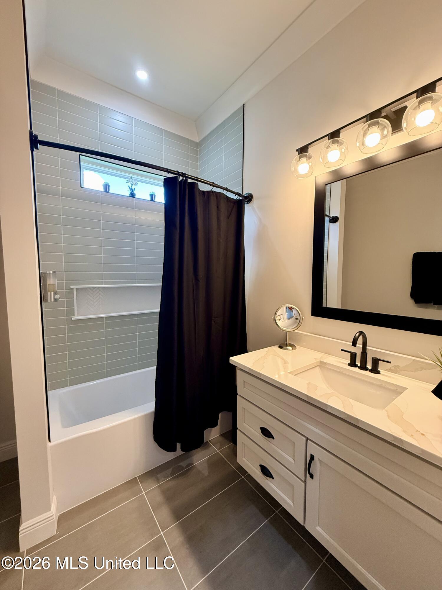 759 Baybreeze Drive Property Photo 21