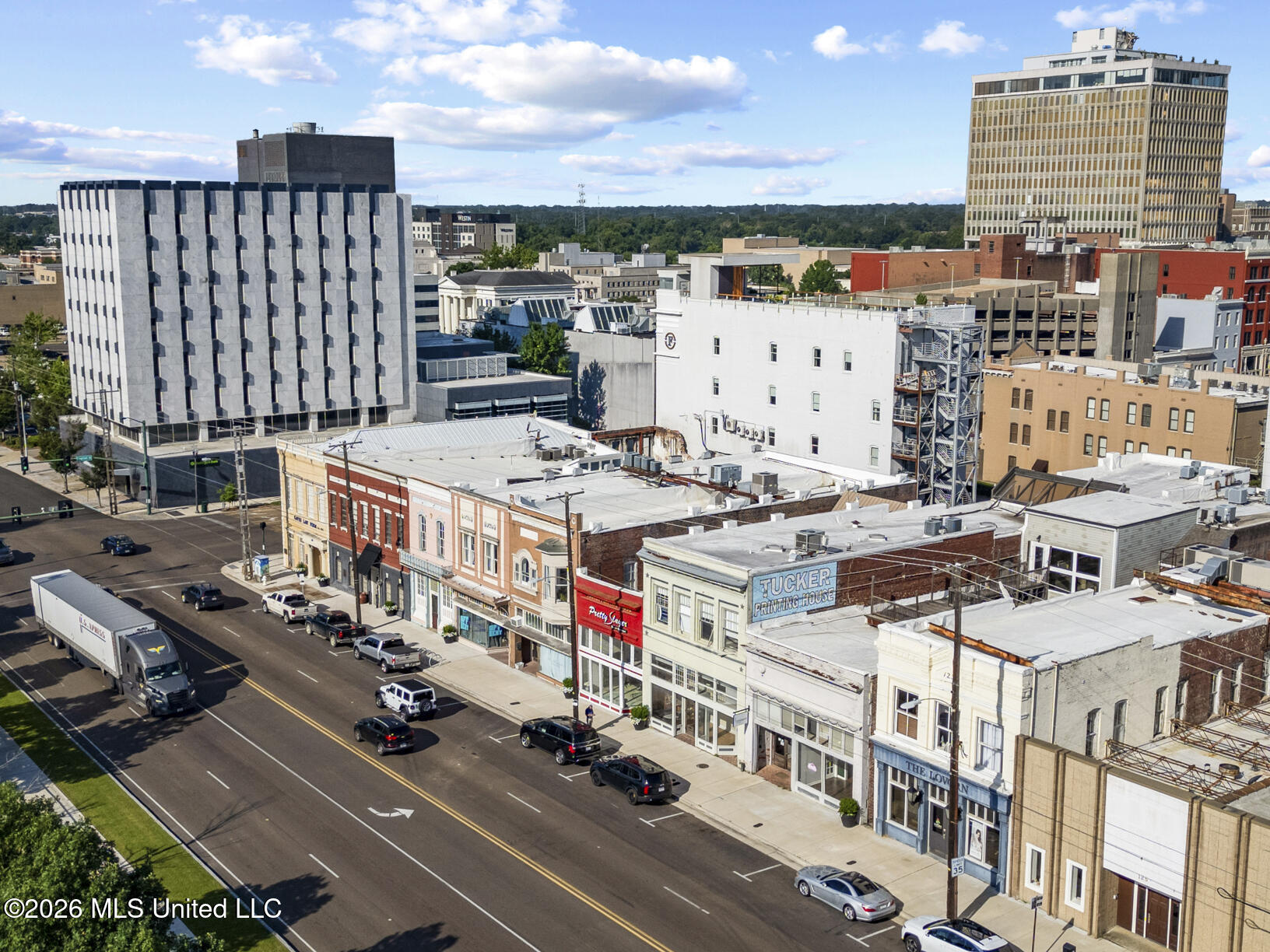 117 N State Street Property Photo 8