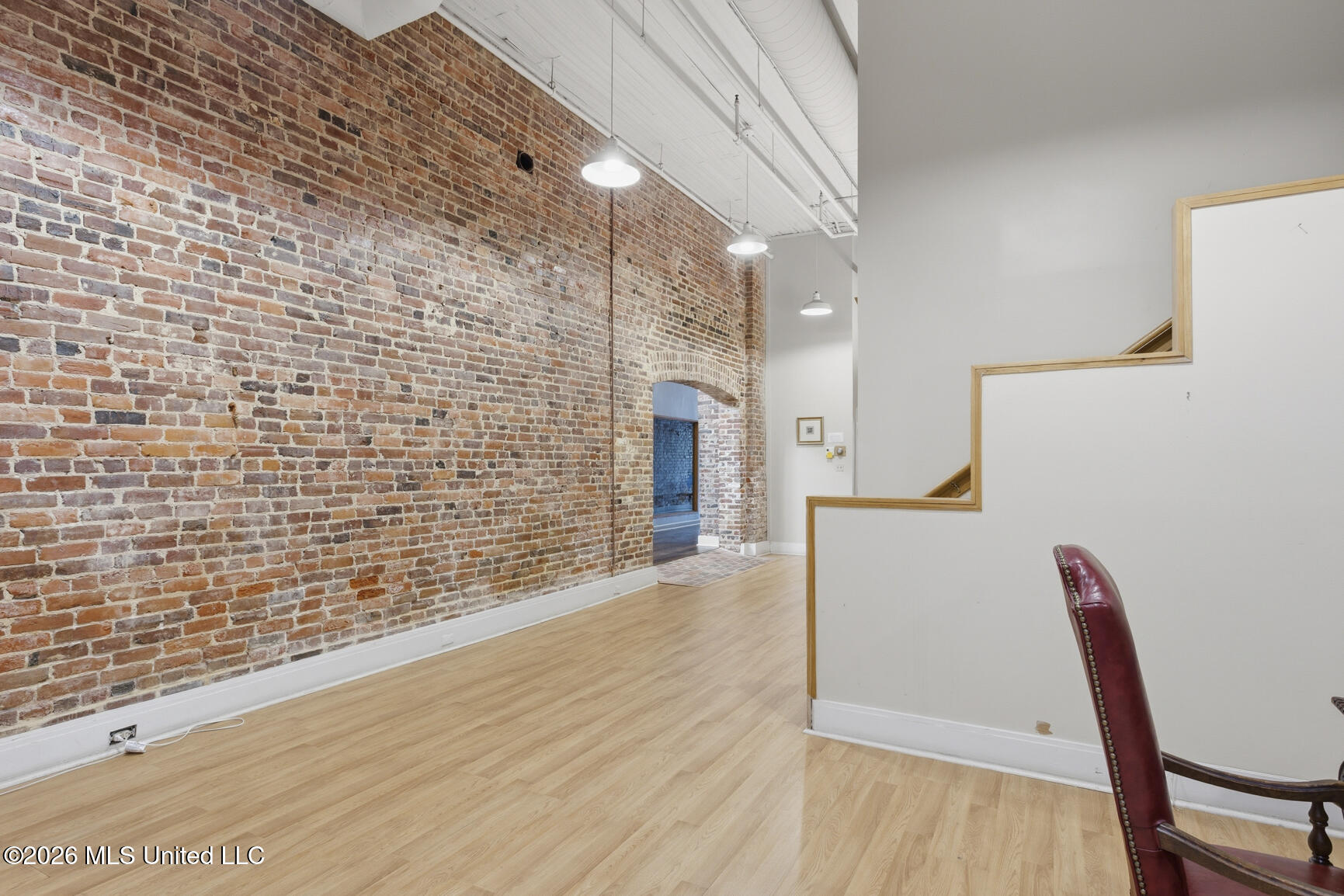 117 N State Street Property Photo 16