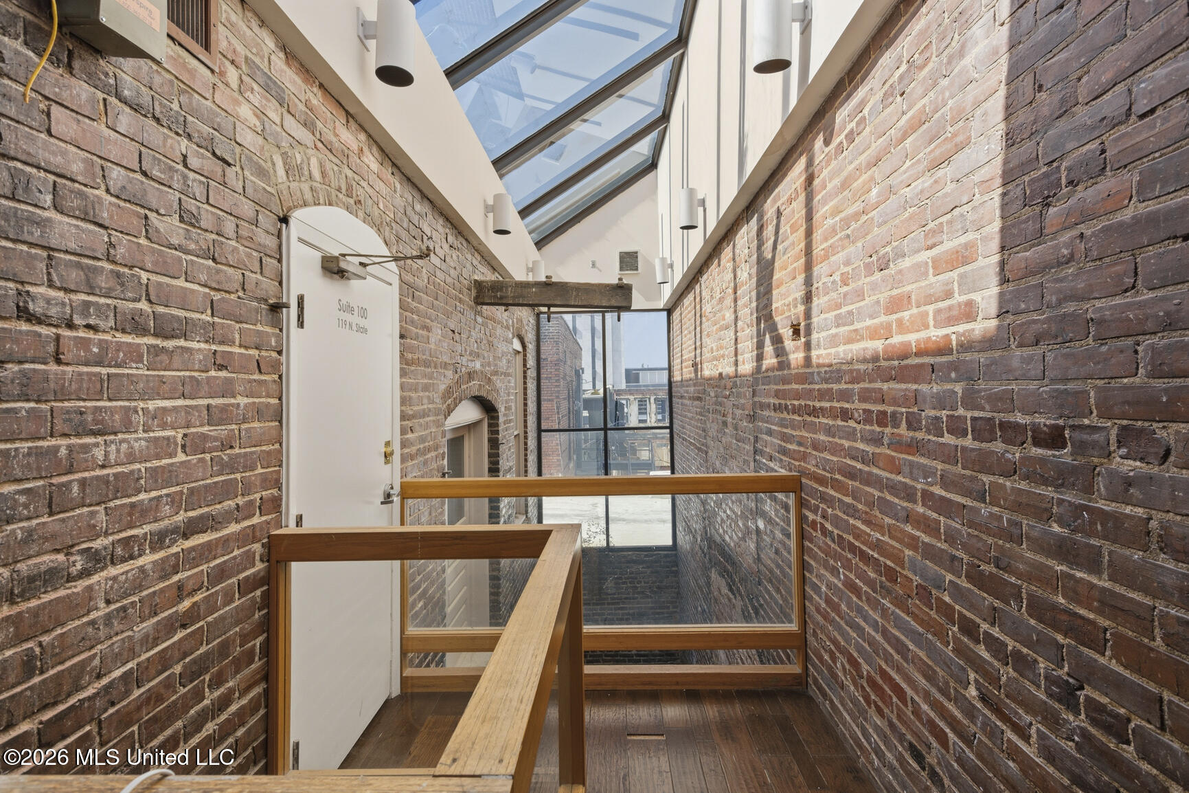 117 N State Street Property Photo 42
