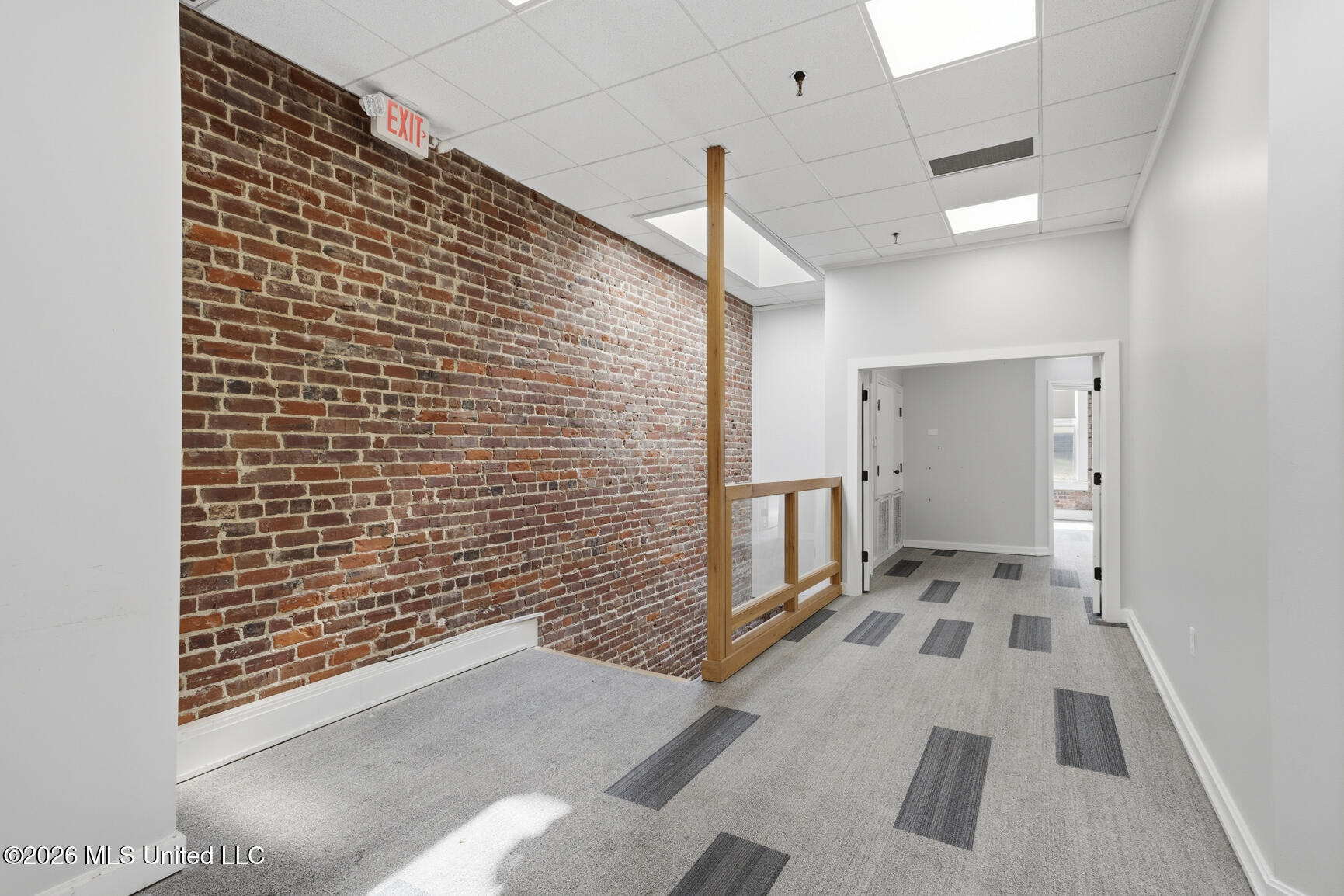 117 N State Street Property Photo 44