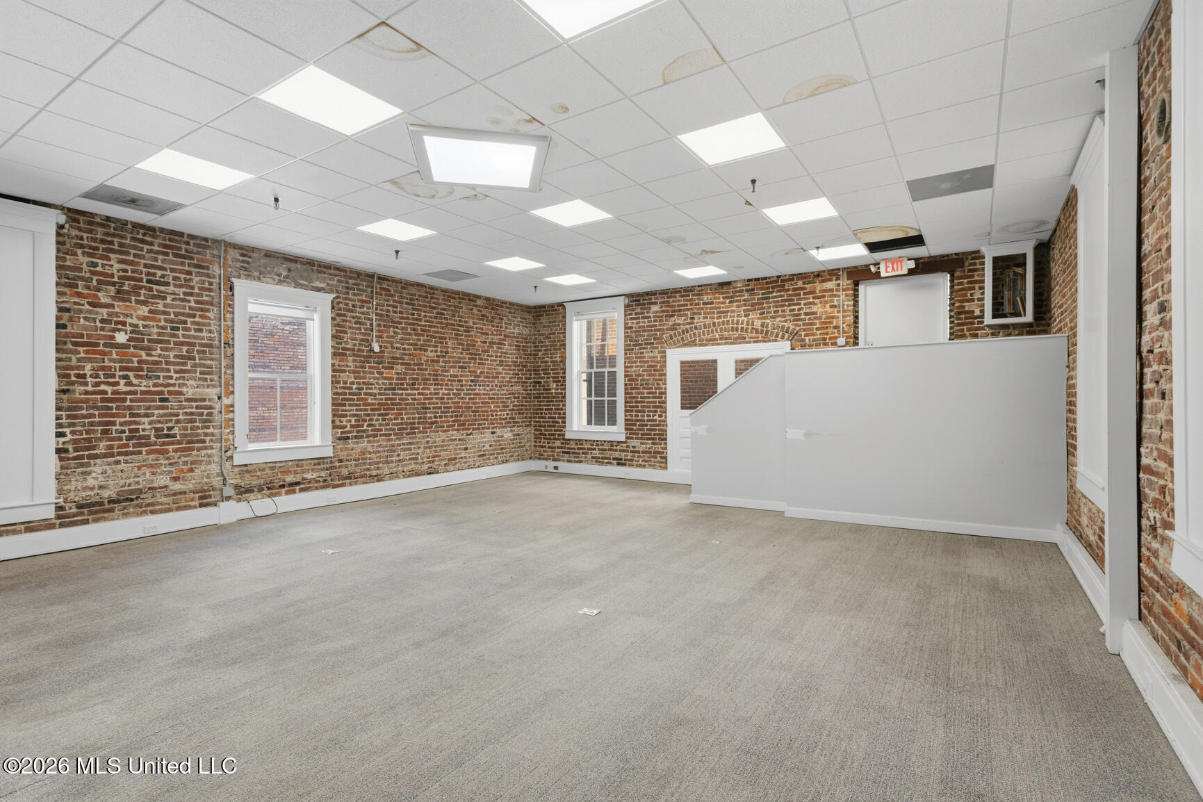 117 N State Street Property Photo 45