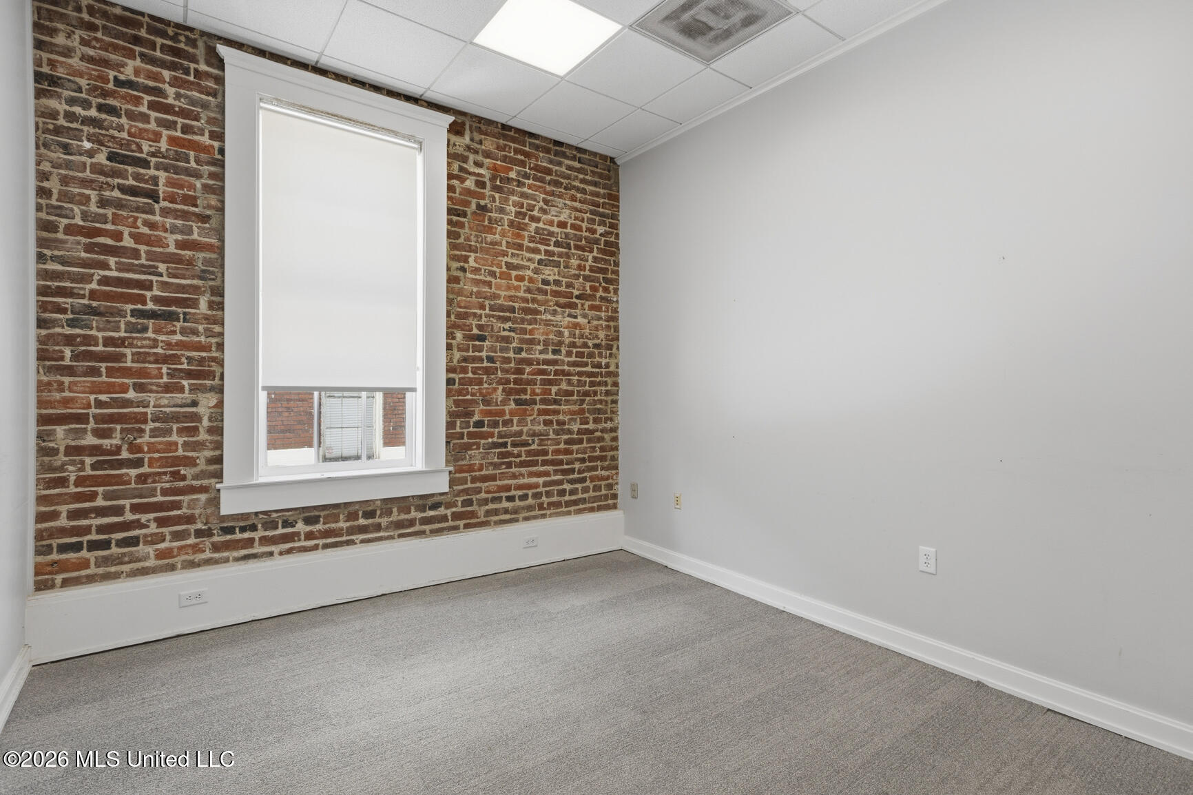 117 N State Street Property Photo 48