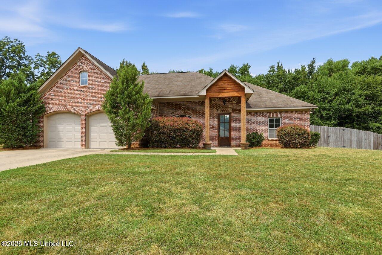 107 Copper Lane Property Photo 1