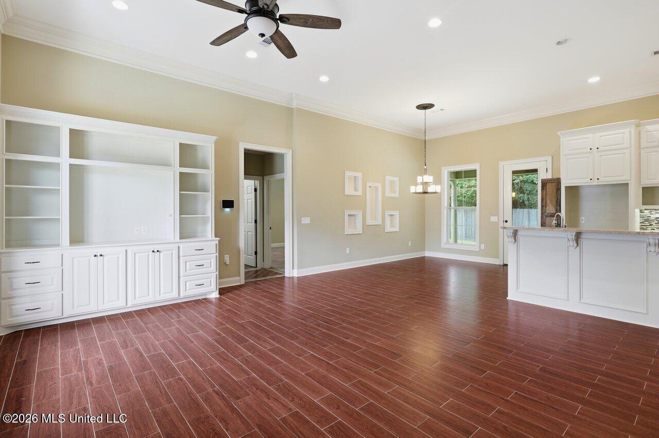 107 Copper Lane Property Photo 4