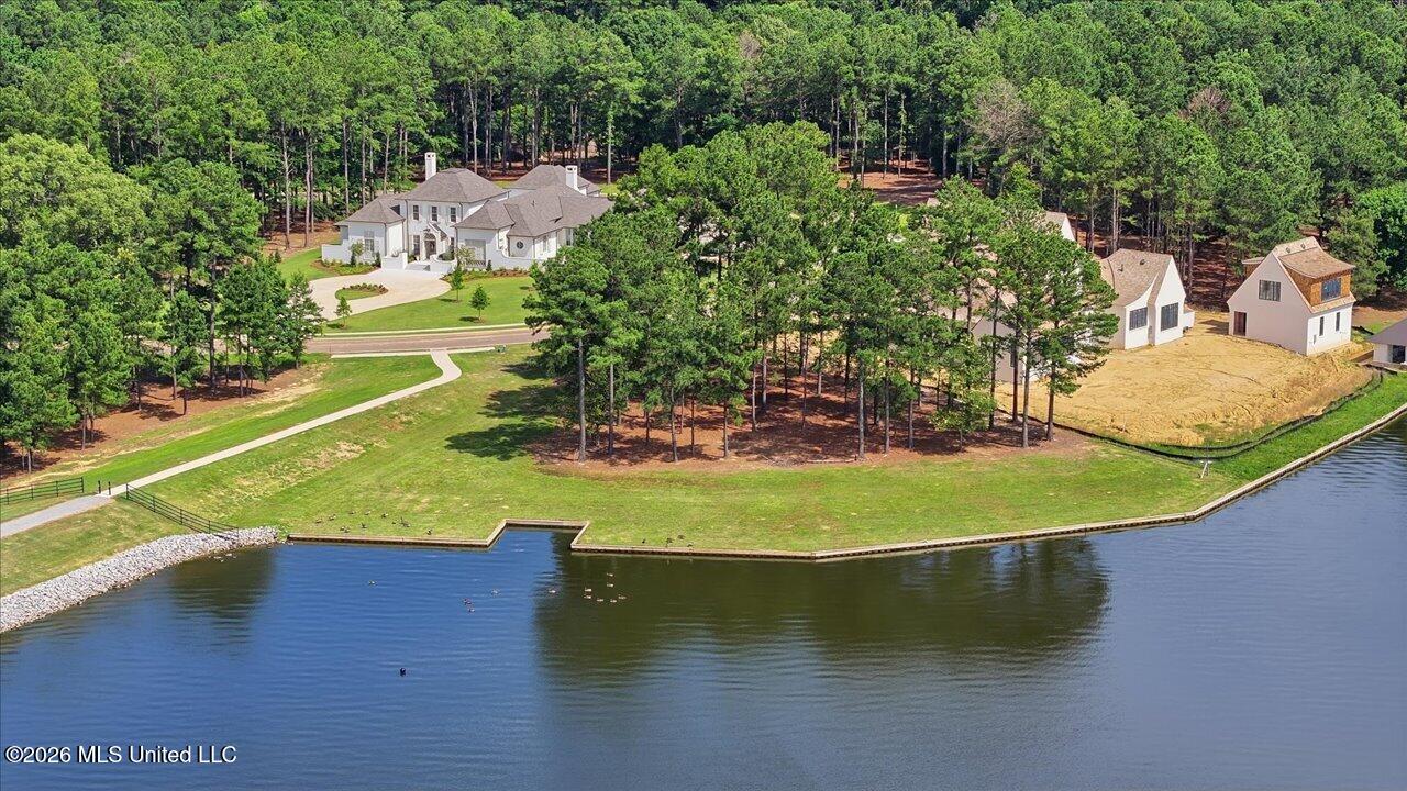 120 Winbourne Lp Property Photo 7