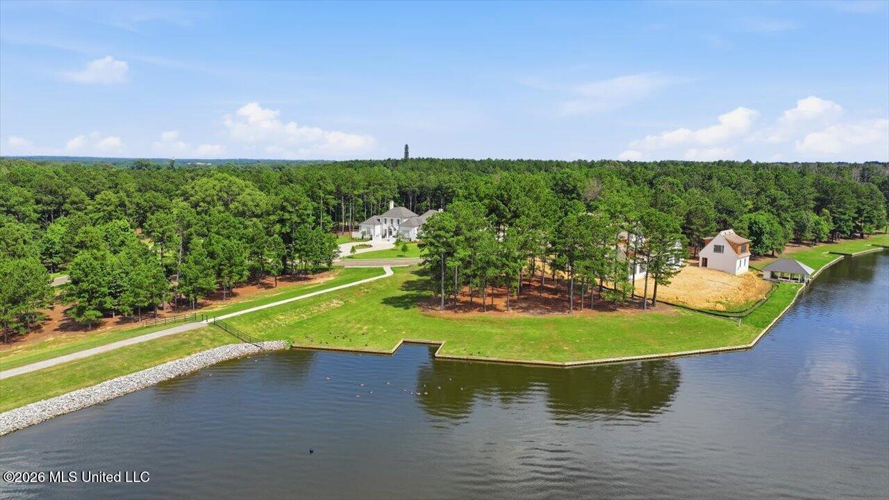 120 Winbourne Lp Property Photo 9