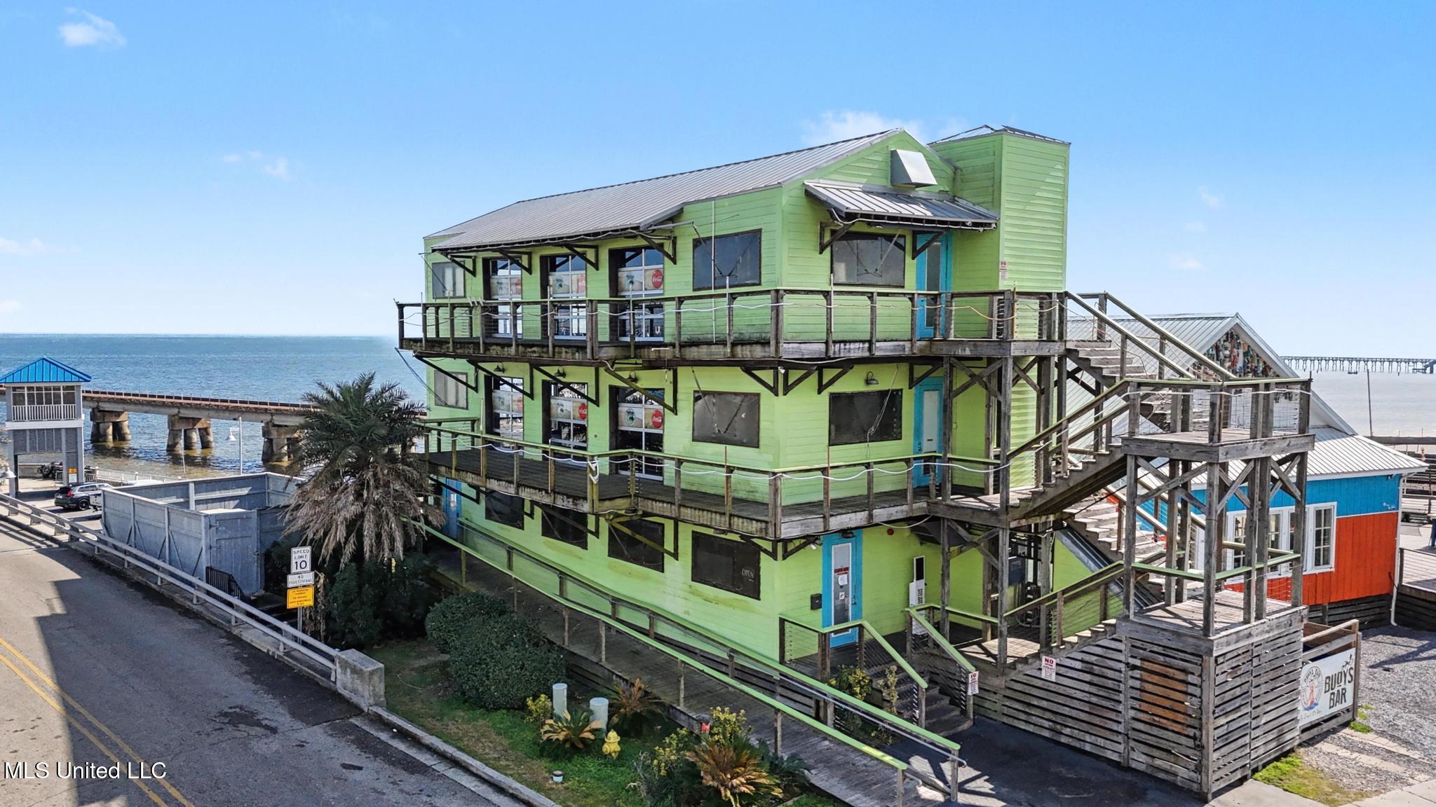 113 S Beach Boulevard Property Photo 1