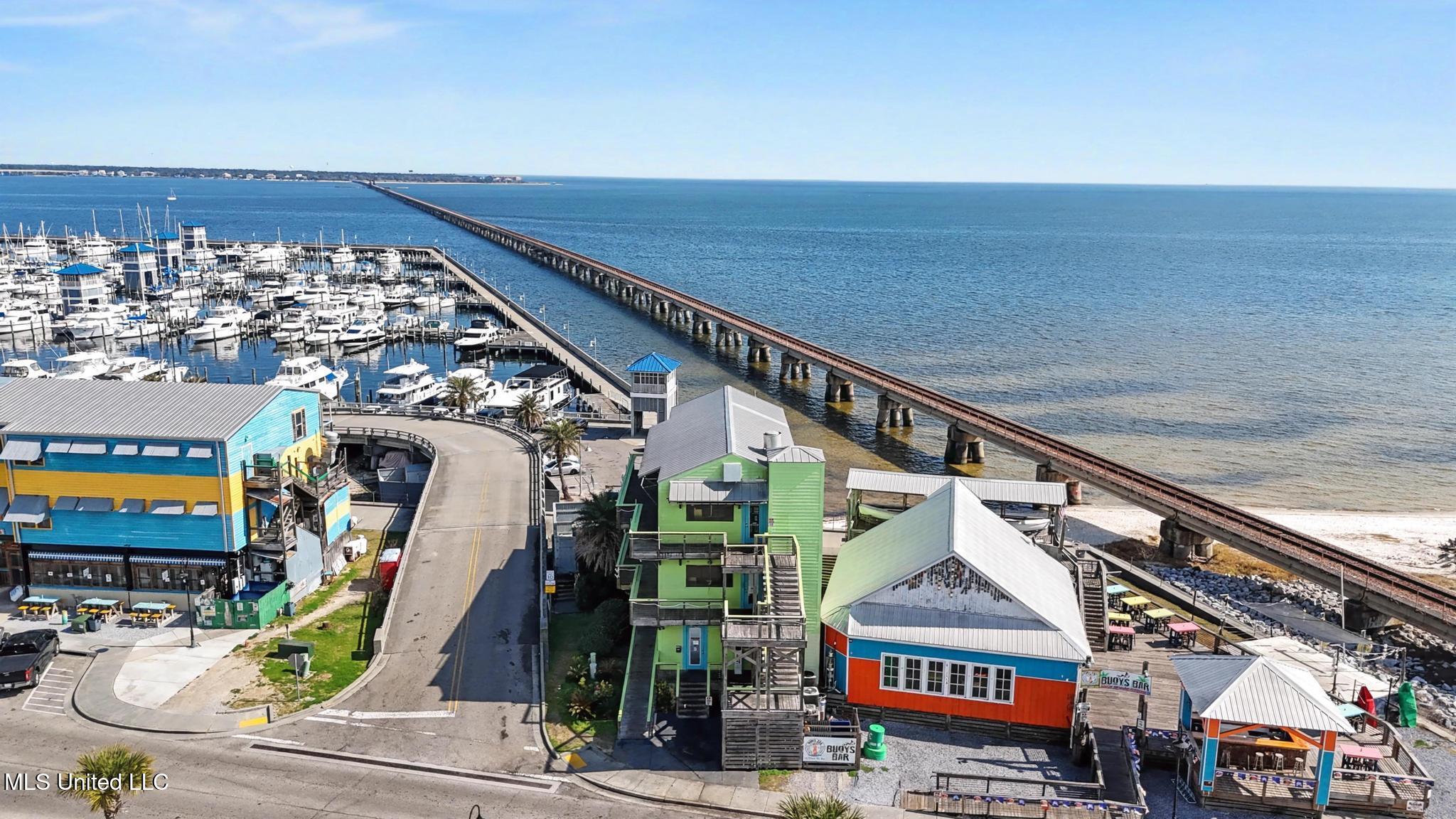 113 S Beach Boulevard Property Photo 2