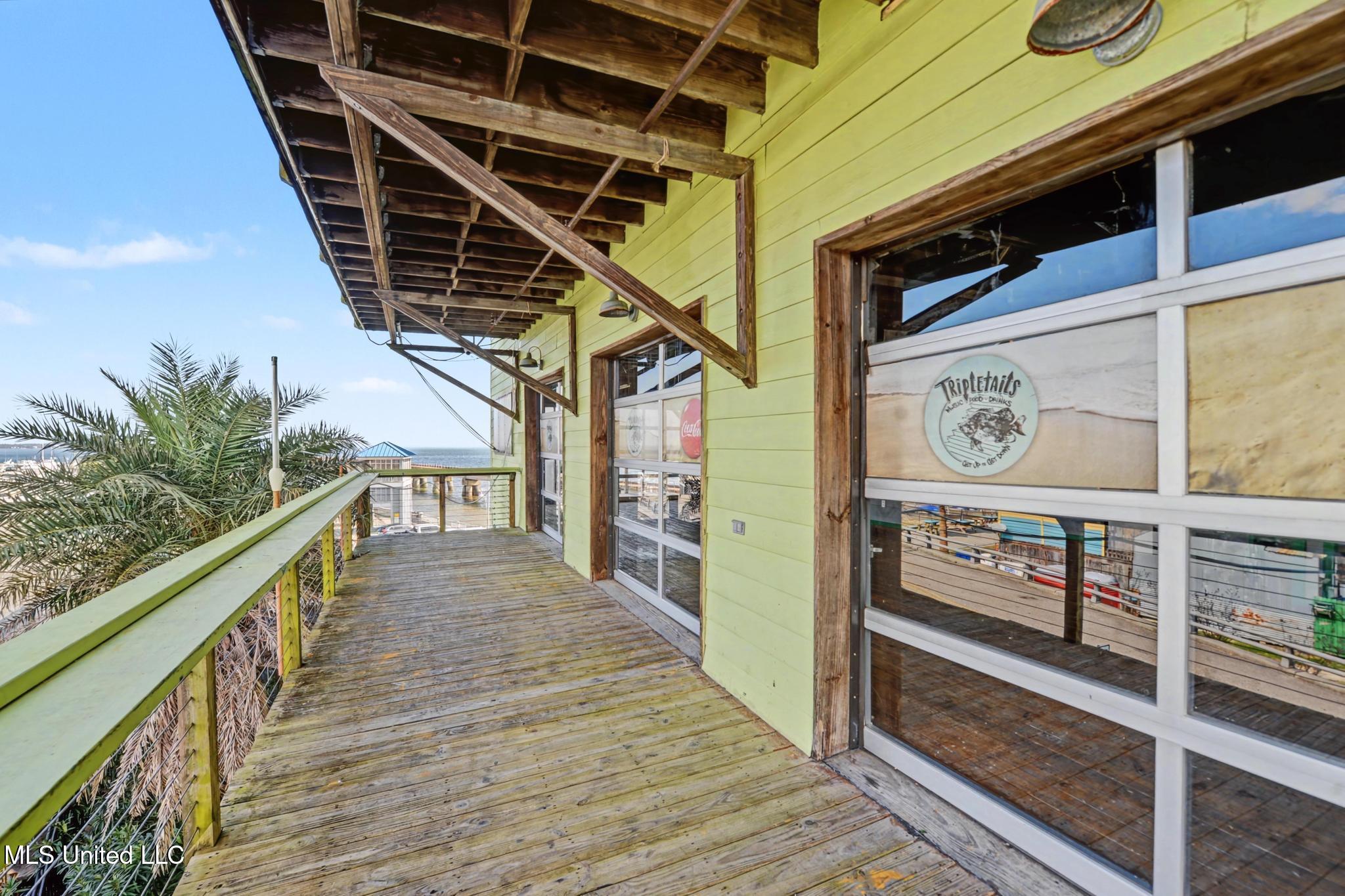 113 S Beach Boulevard Property Photo 14